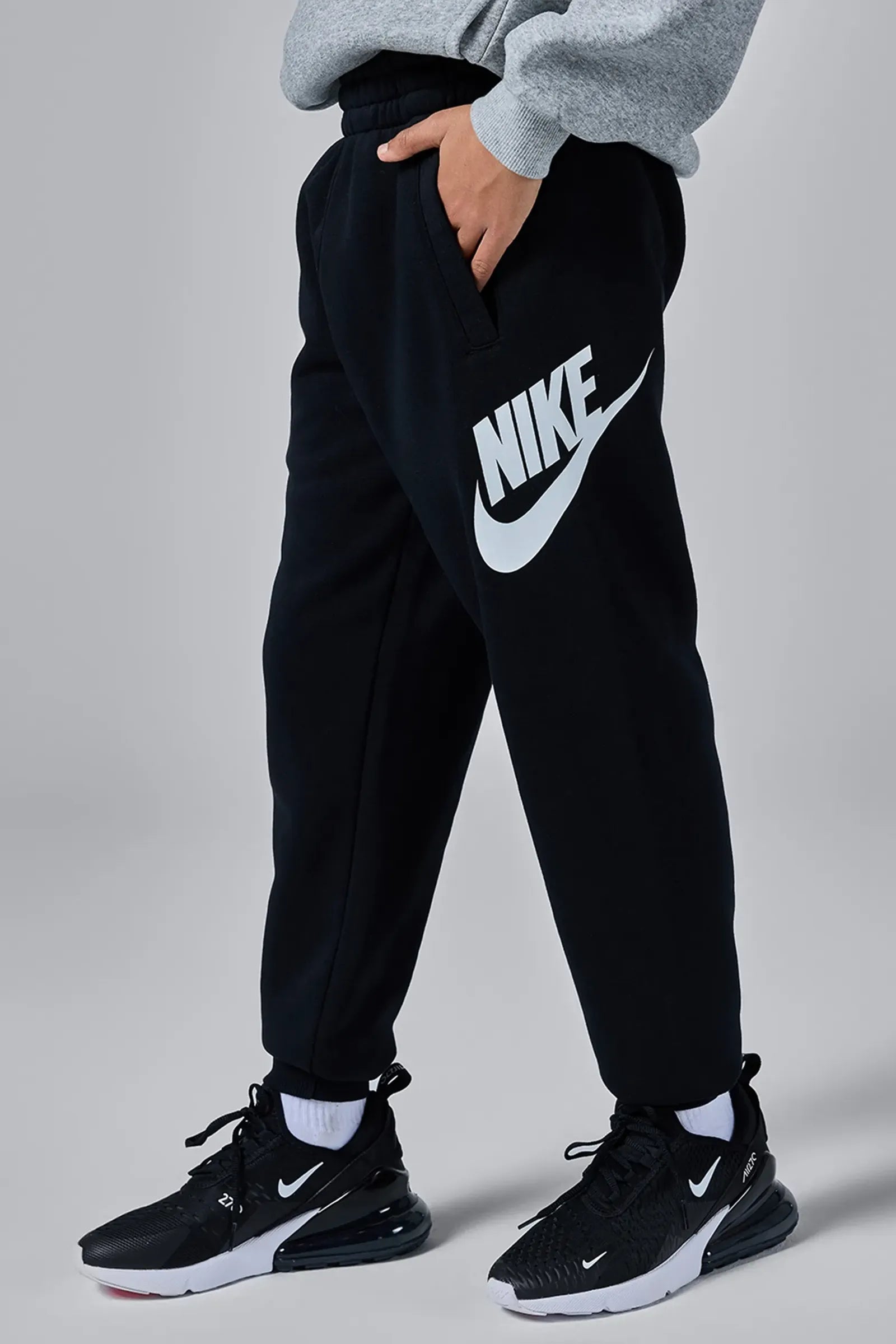 TRENERKA Nike Big Kids' Club Fleece Joggers
