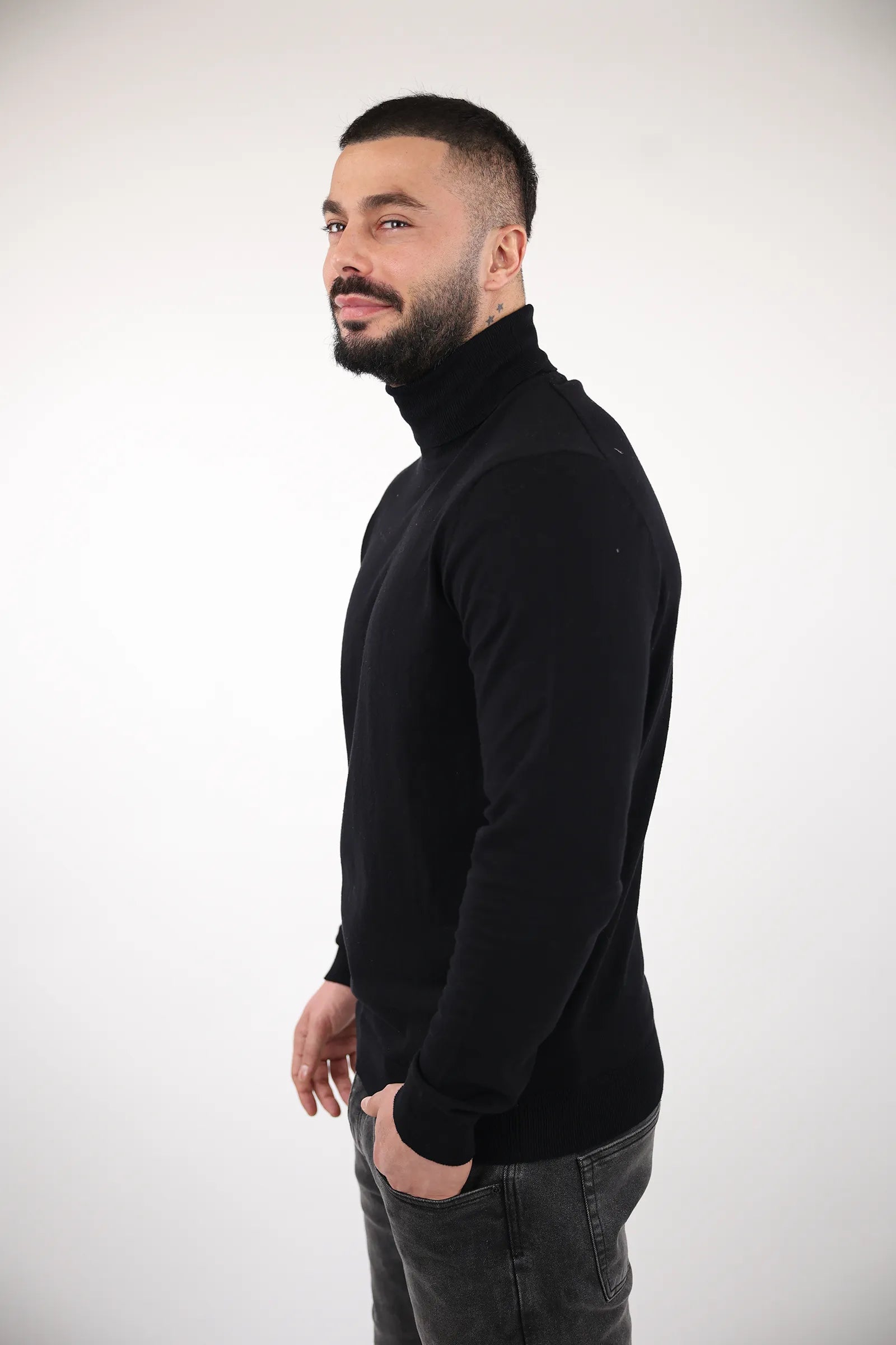 RROLLKË Polo Neck Sweater