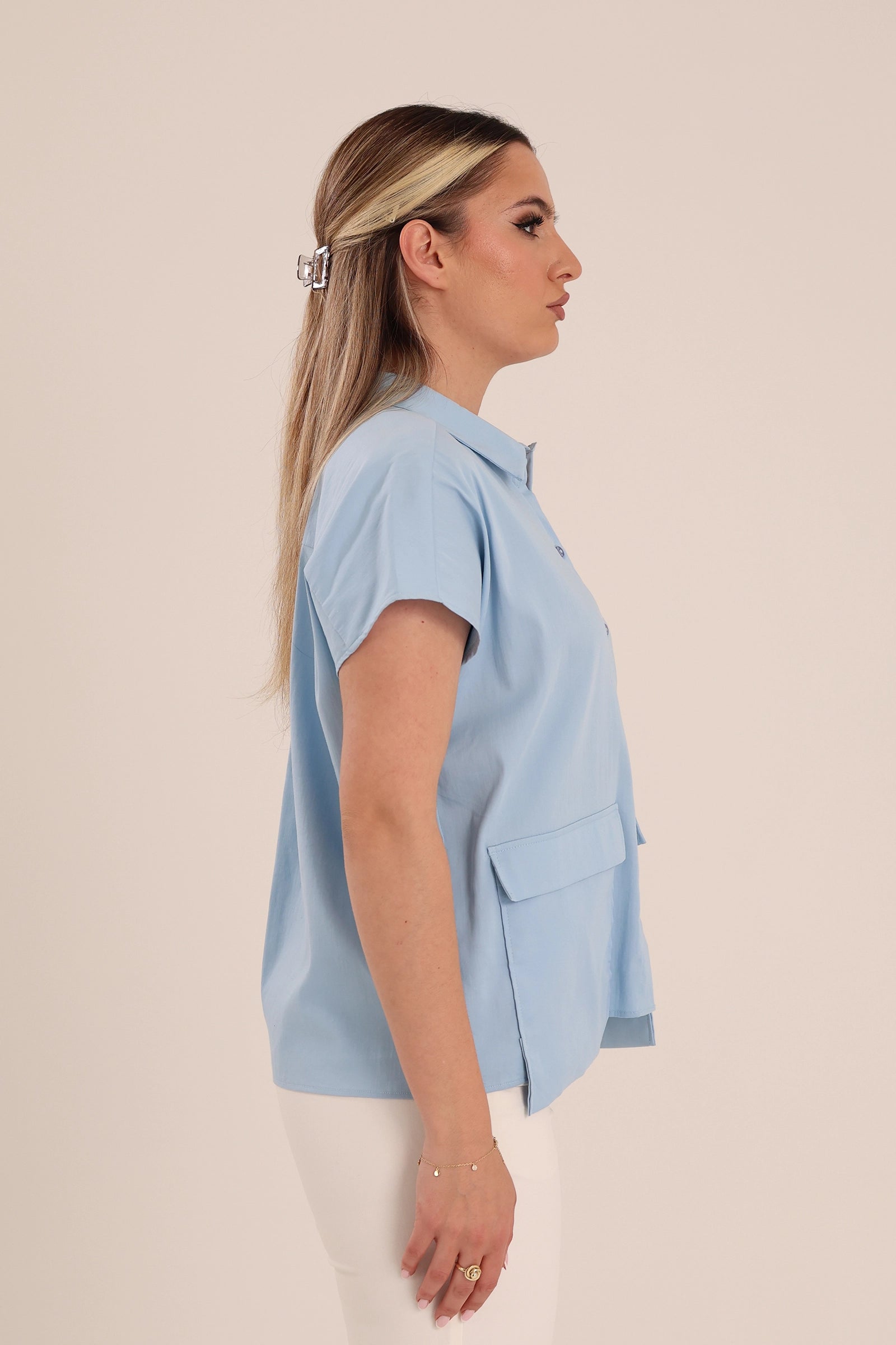 Kemishe blue button down