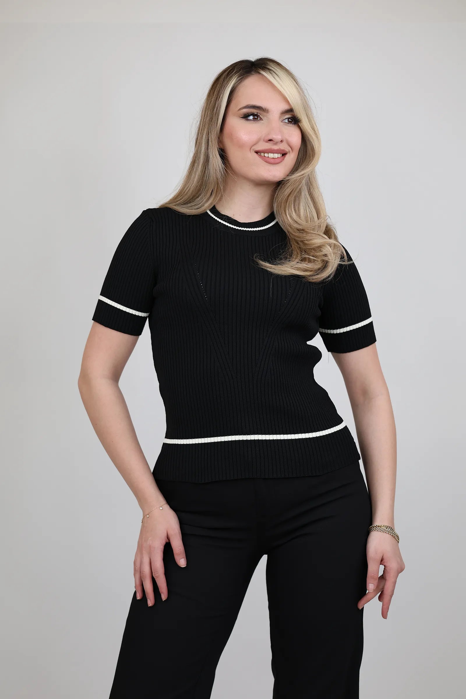 Maice stripe detail