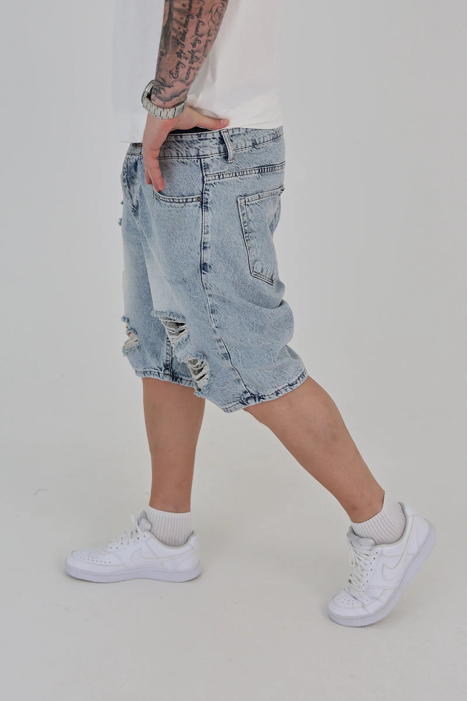 Farmerka ripped denim