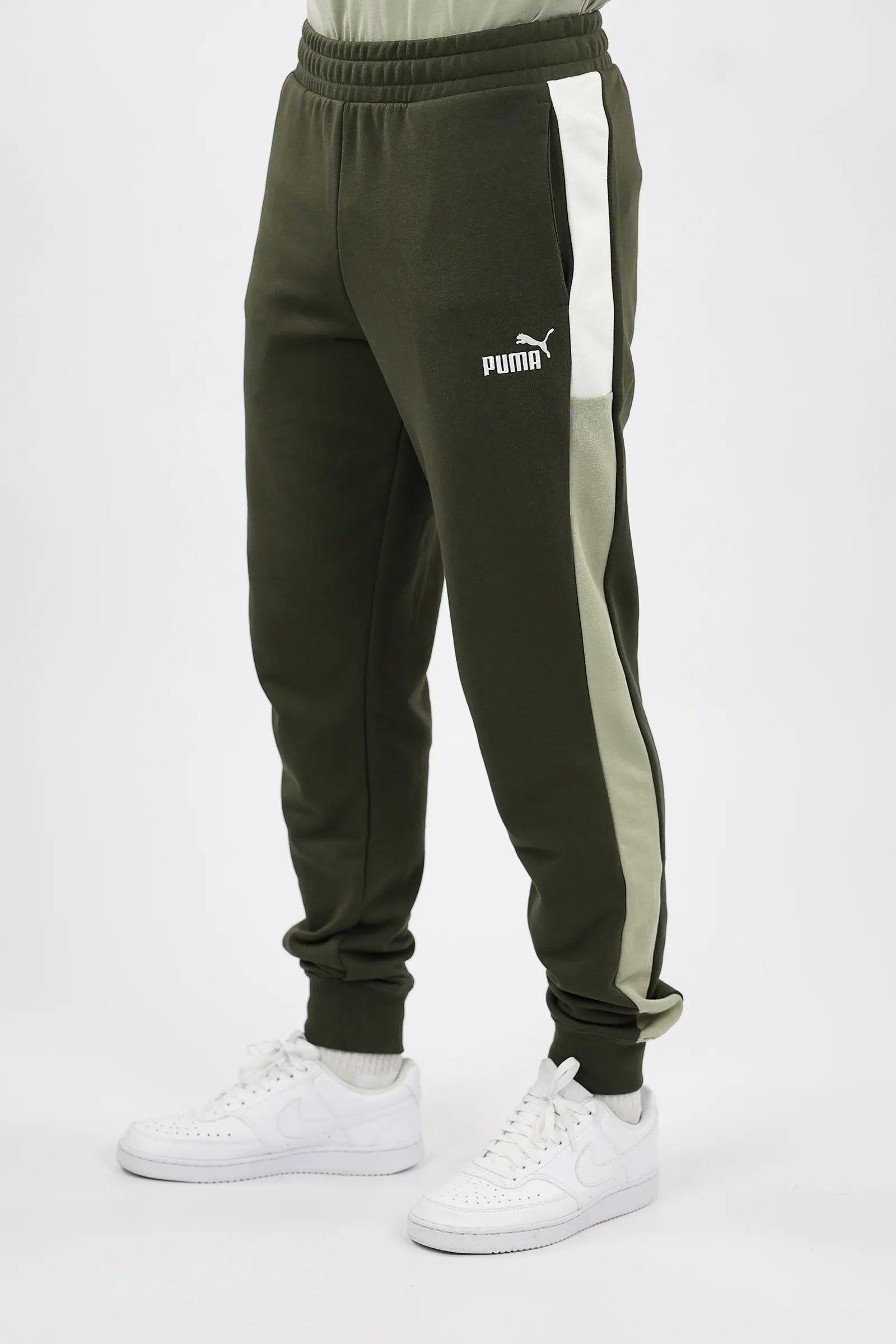 TRENERKA ESS BLOCK SWEATPANTS FL B-BOTTOMS