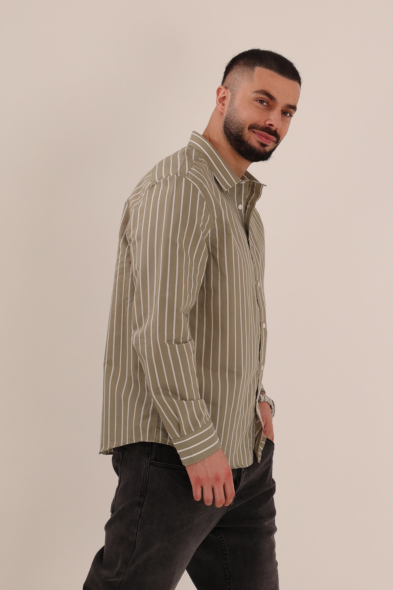 Kemishe stripe button
