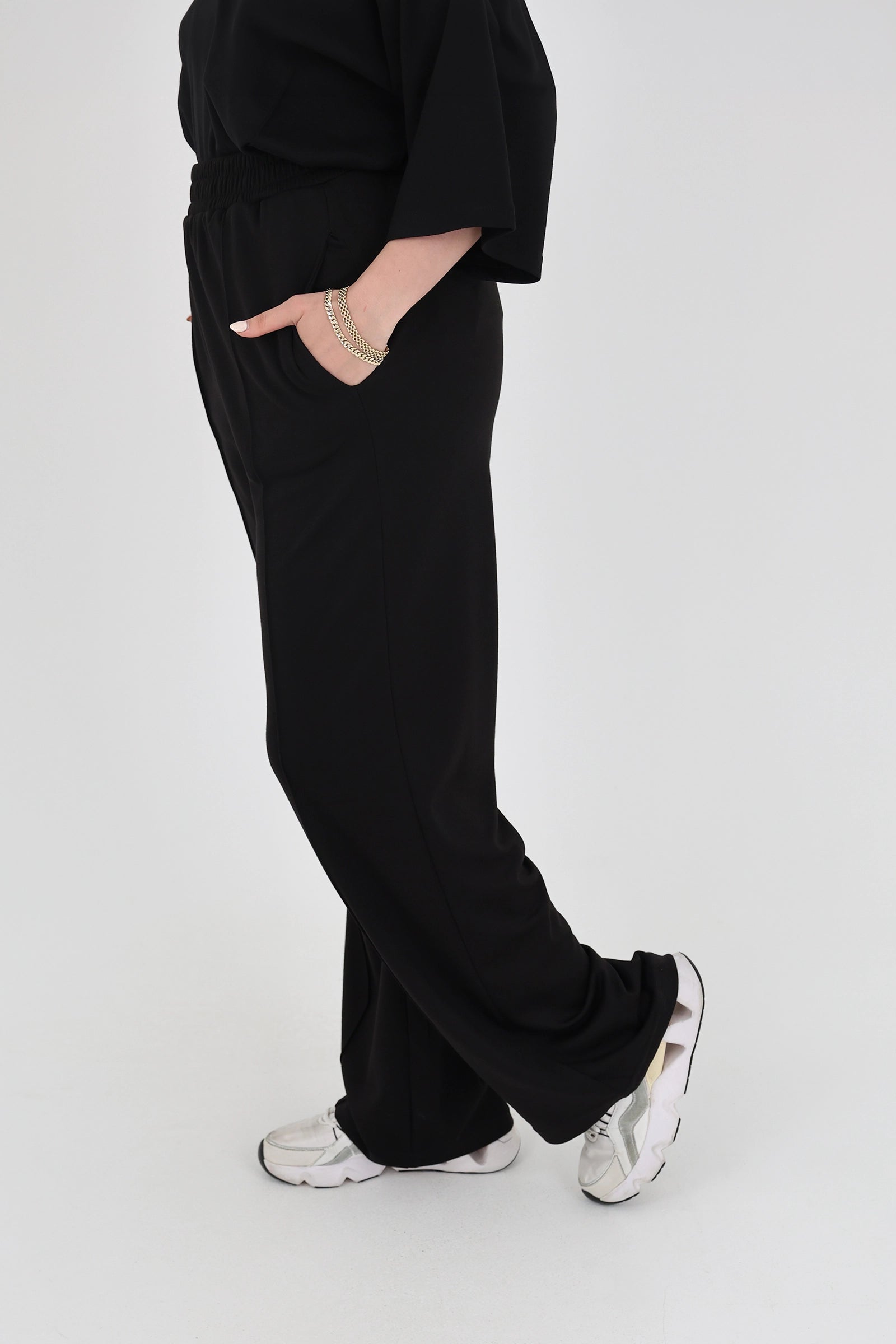 Trenerka side pockets