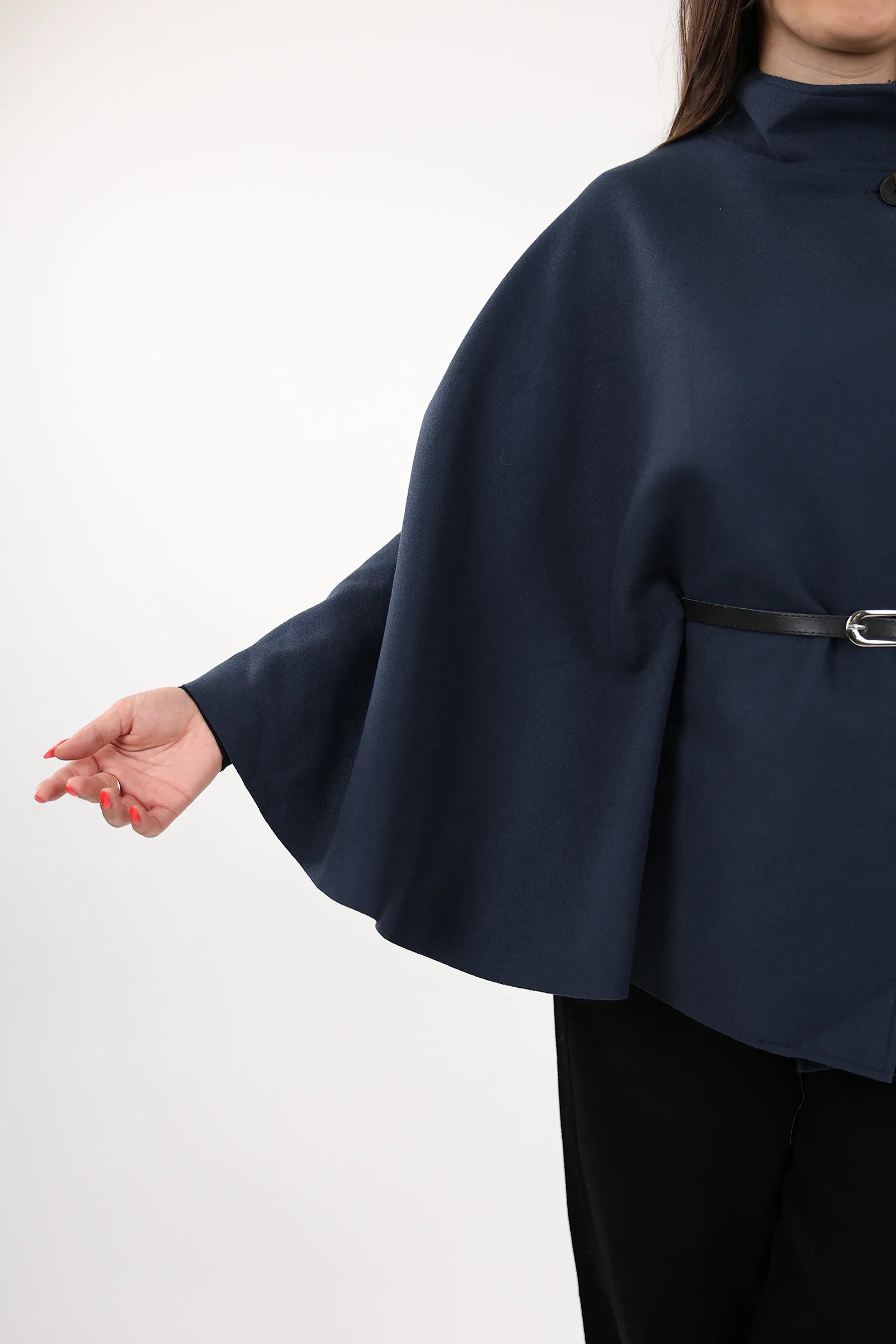 PALLTO BELTED PONCHO