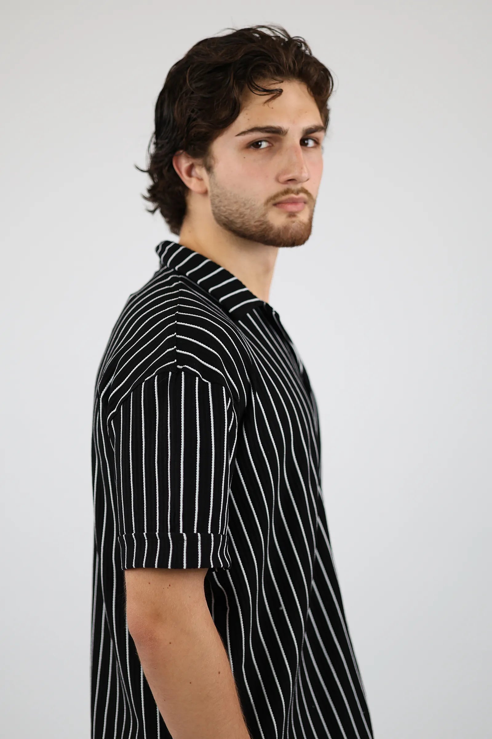 KËMISHË MODERN  STRIPE
