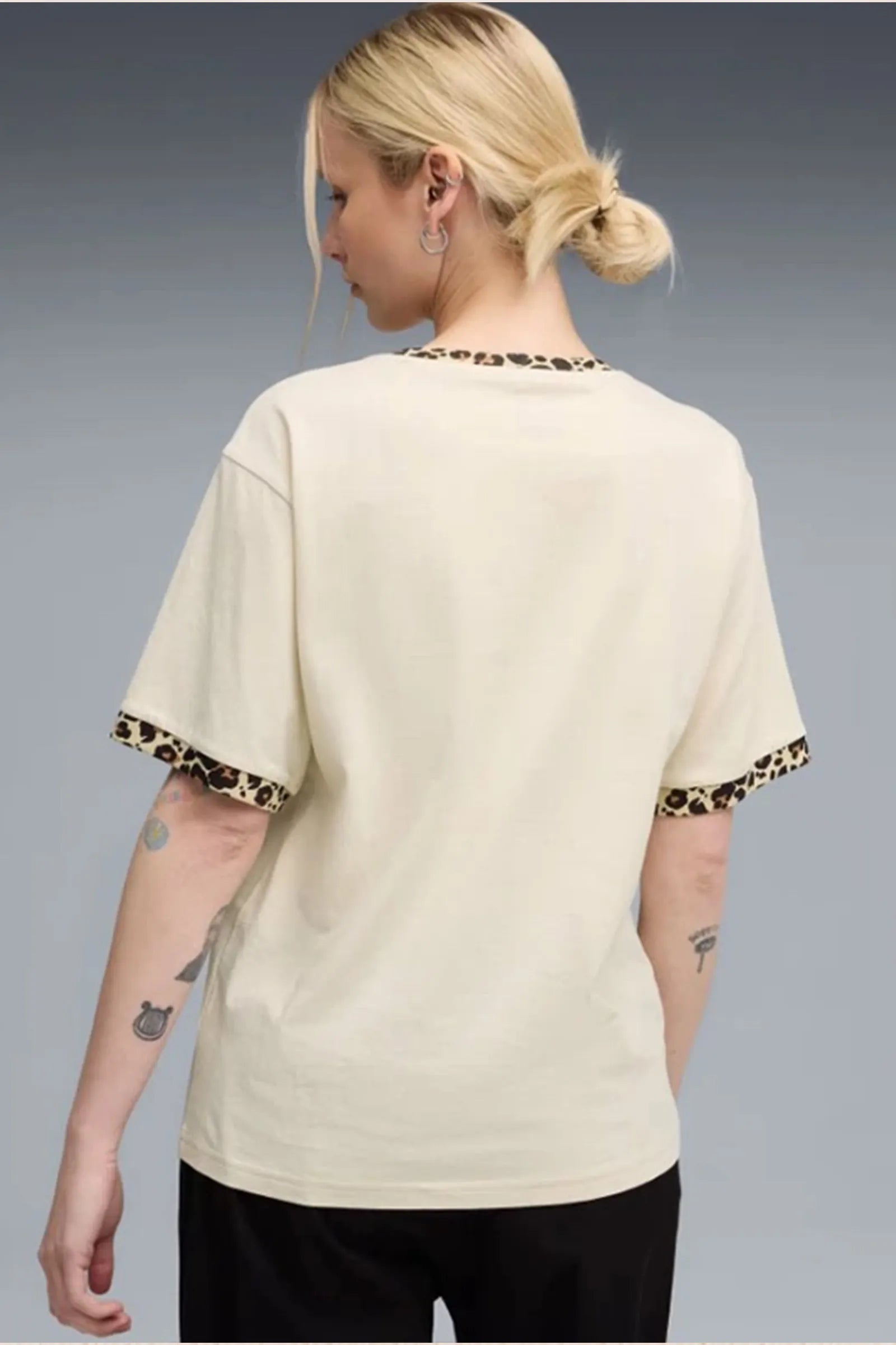 MAICË PUMA Women's Essentials Graphic T-Shirt