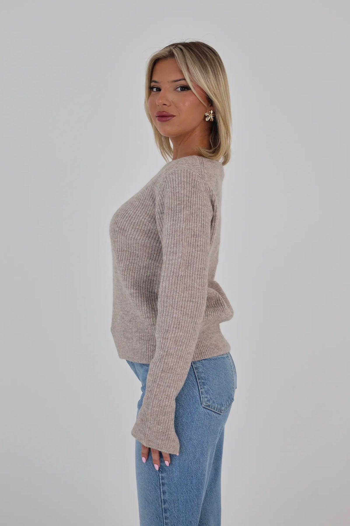 Xhemper Elvira