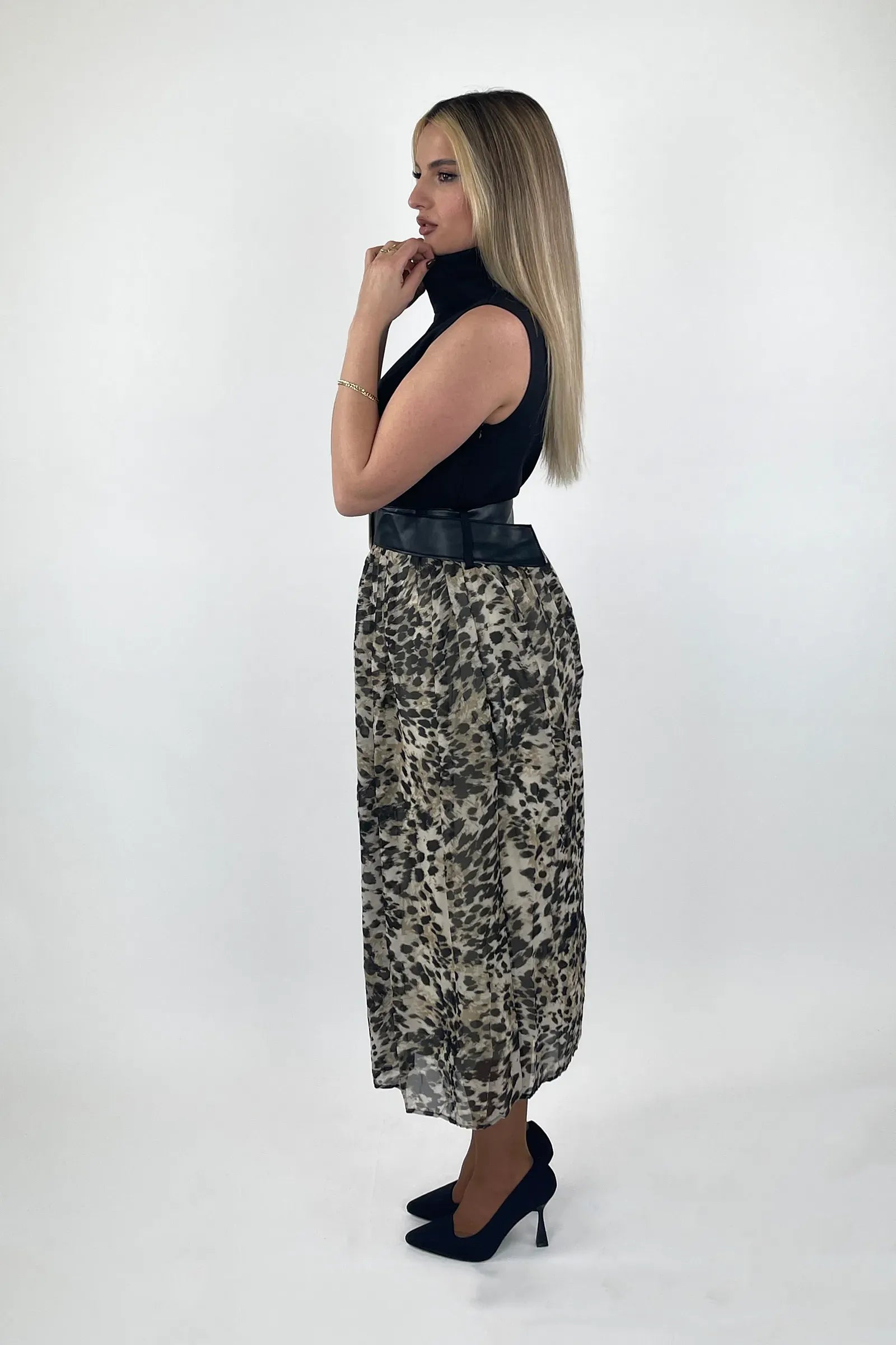 Fustan wild elegance