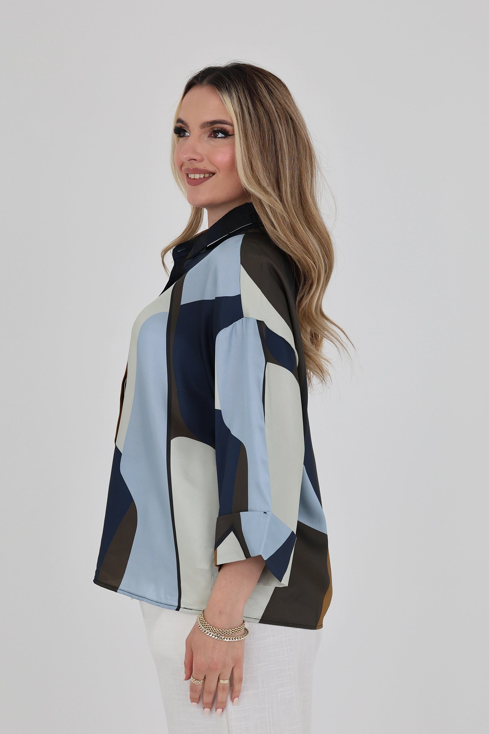 Kemishe oversized abstract