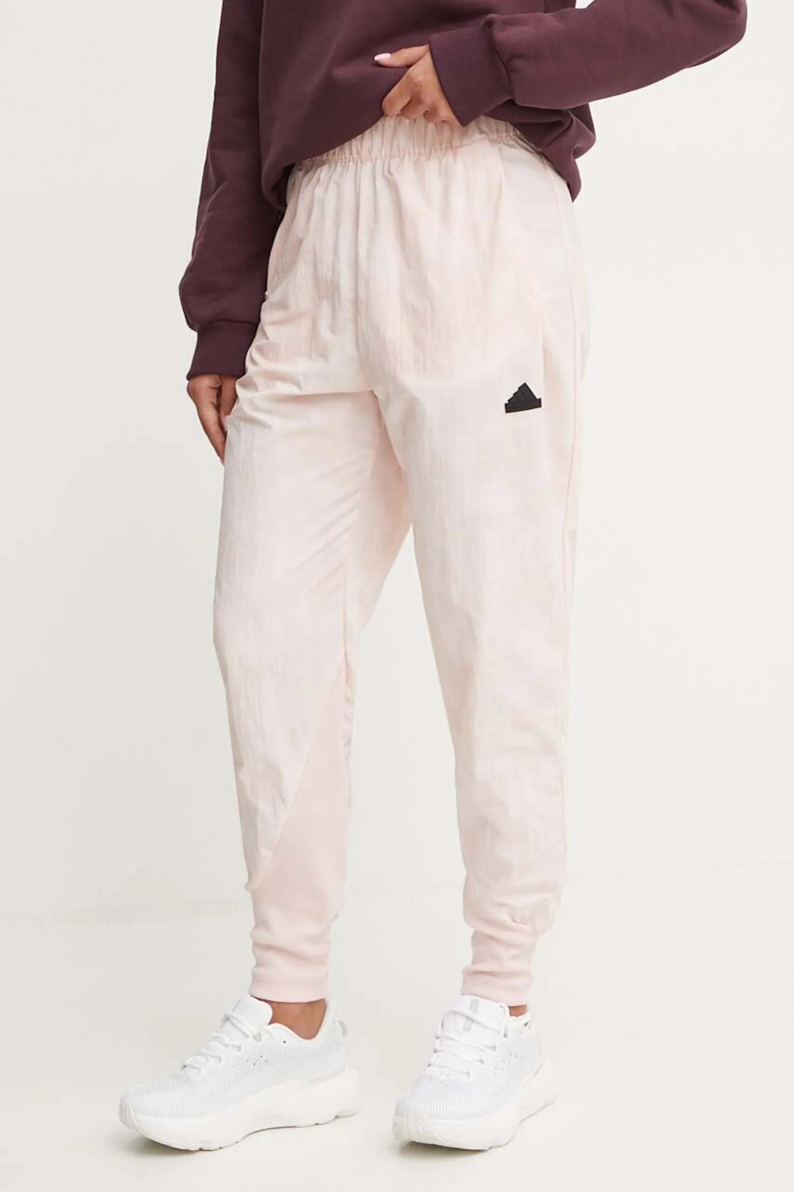 trenerka Adidas W ZNE WVN PT IW7734 PINK IW7737