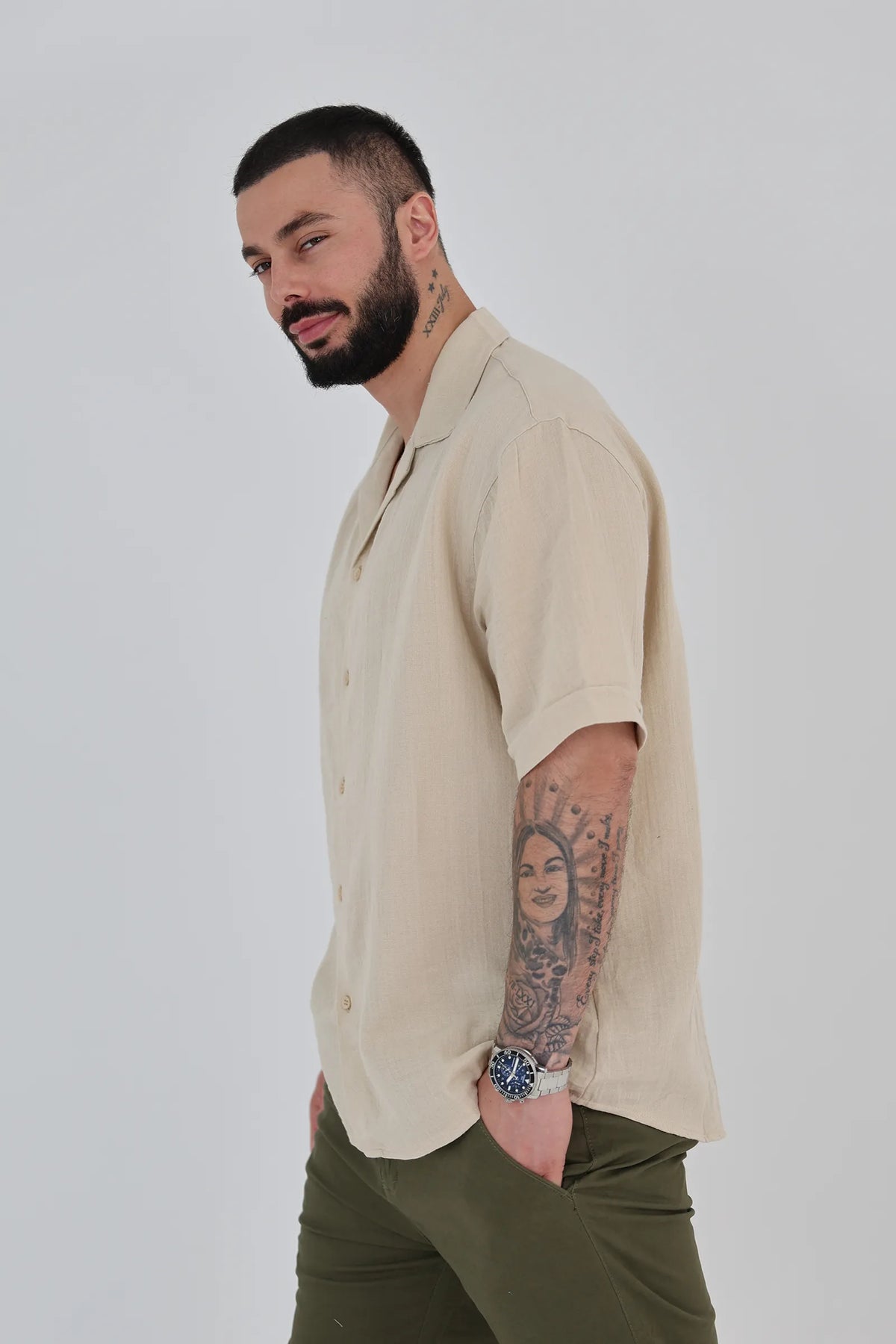 Kemishe holiday shirt