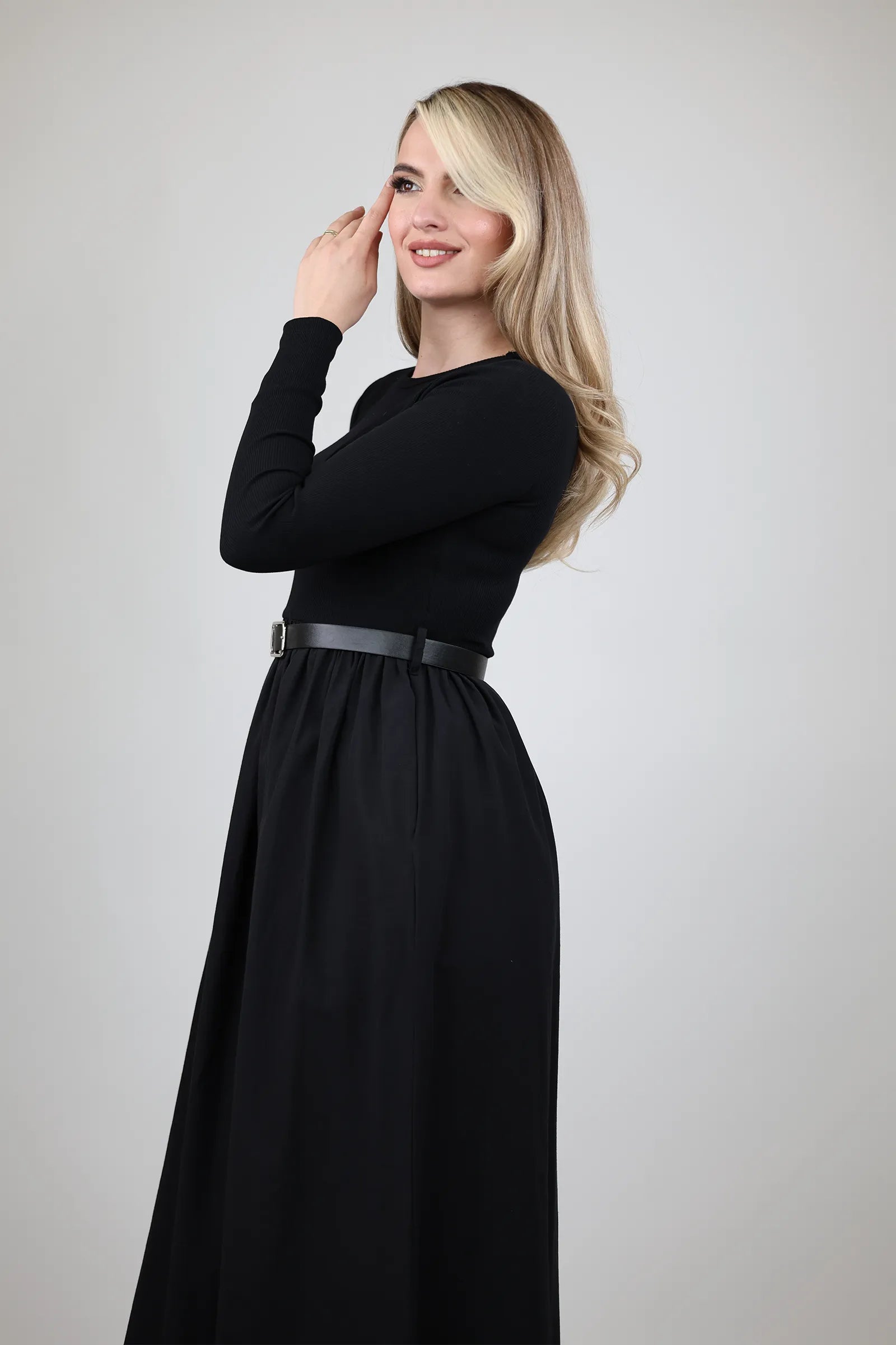 Fustan work to evening