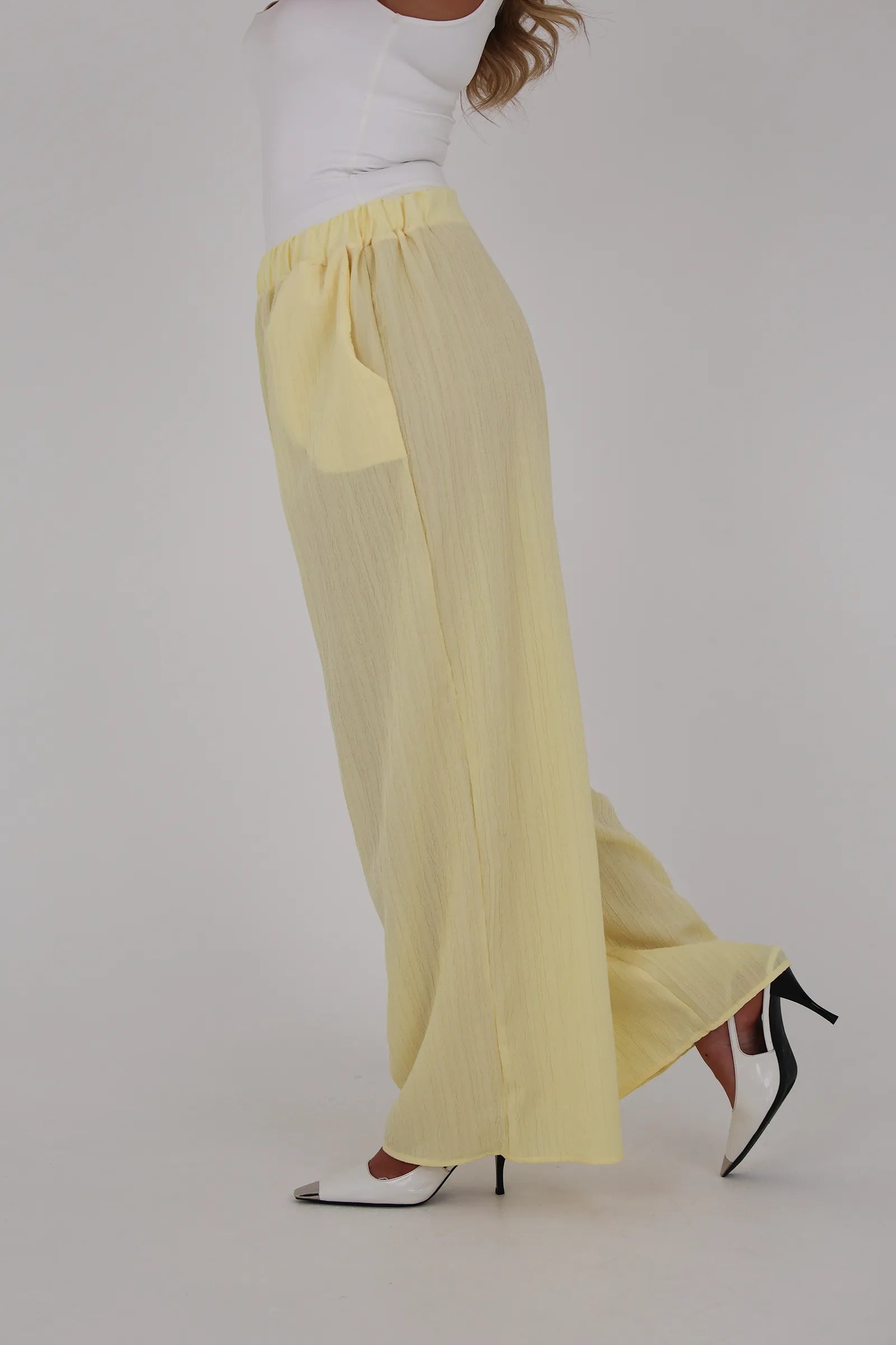 Pantallona slouchy