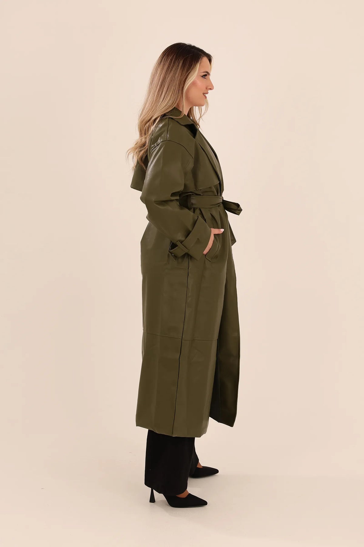 Mantil longline trench