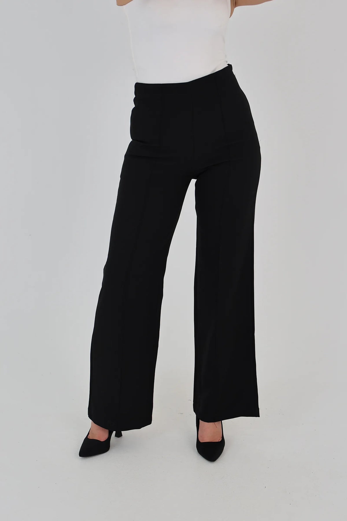 Pantallona flare trousers
