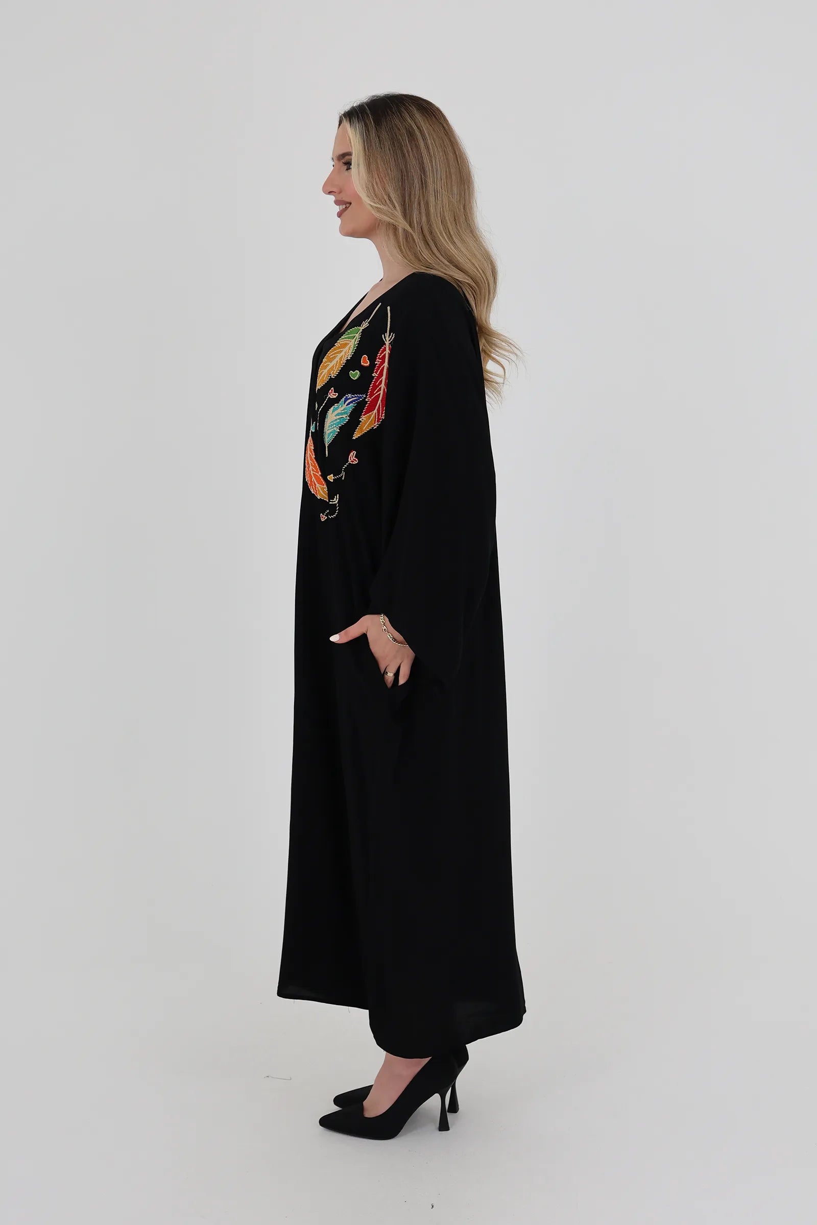 Fustan multi-feather