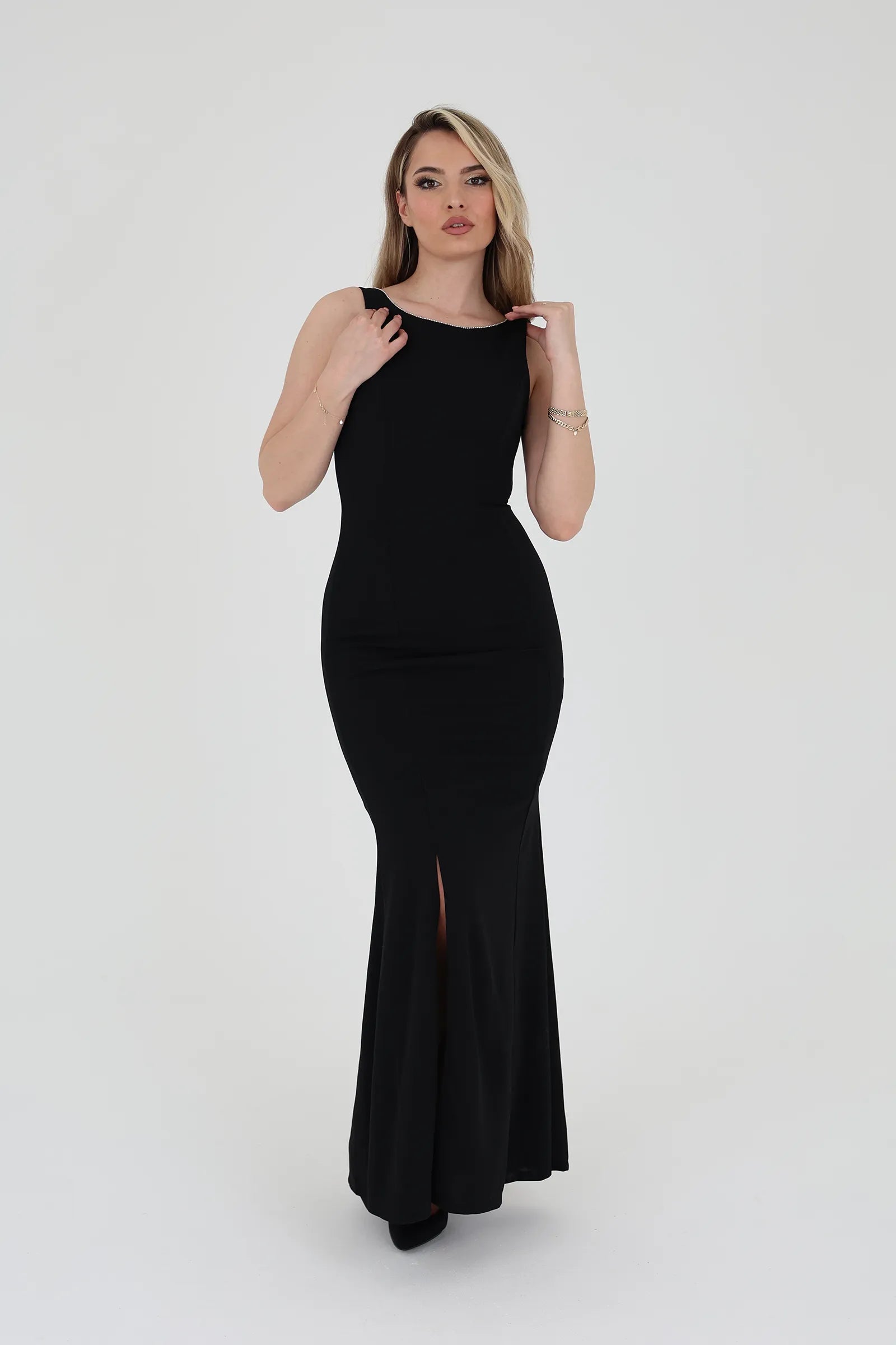 Fustan back details