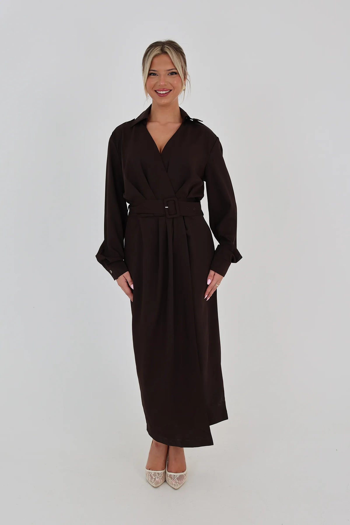 Fustan collared v-neck