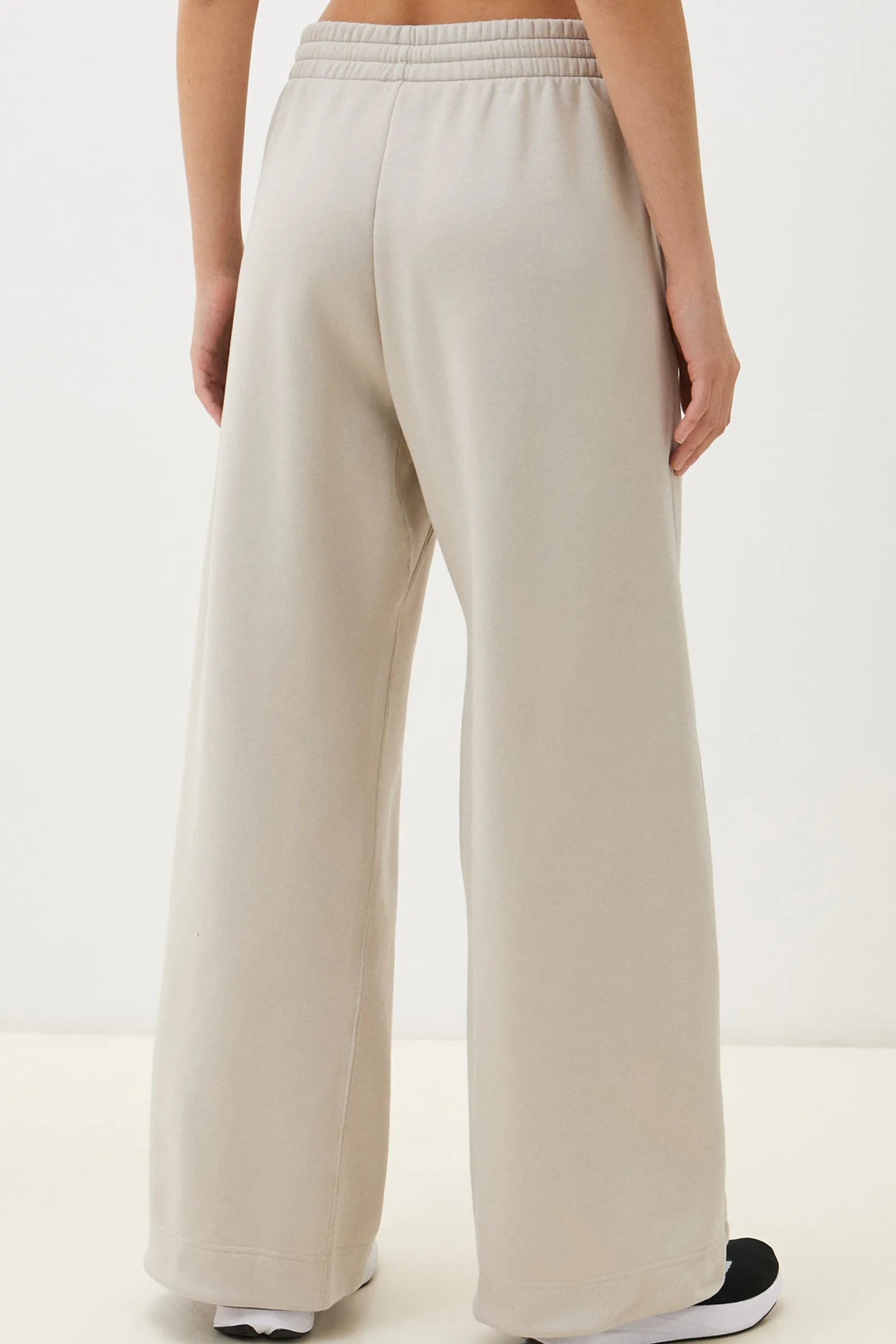 TRENERKA ALL SZN FLEECE LOOSE WIDE LEG PANTS