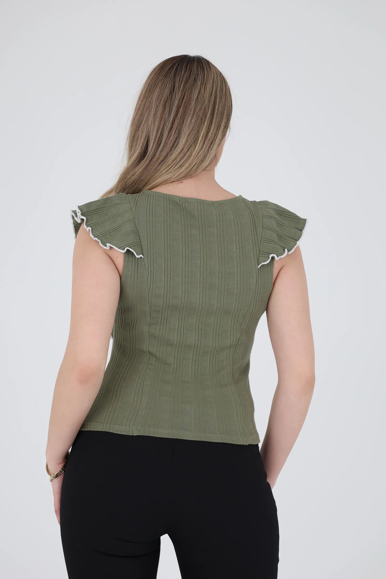 Maice vertical ribbing