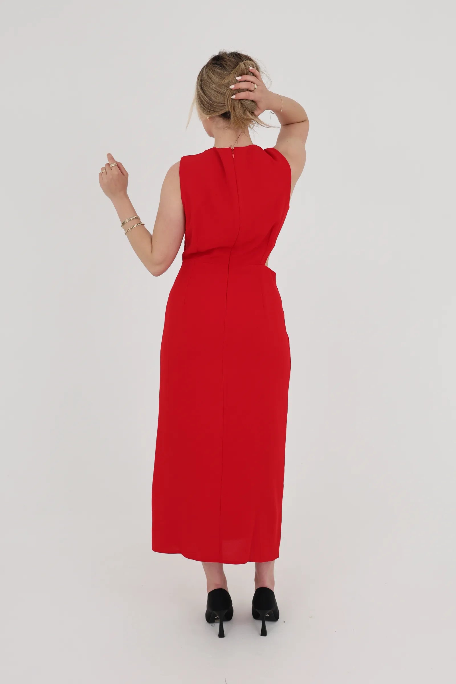 Fustan cutout