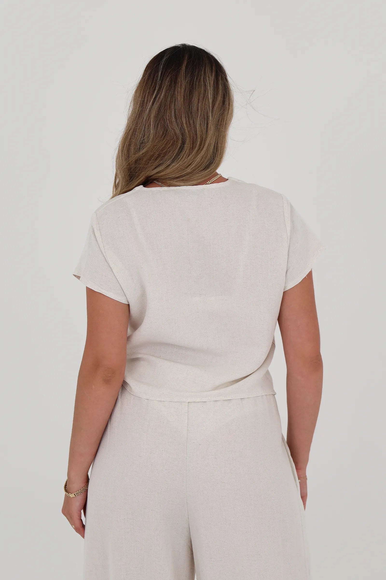 Kemishe pearl button