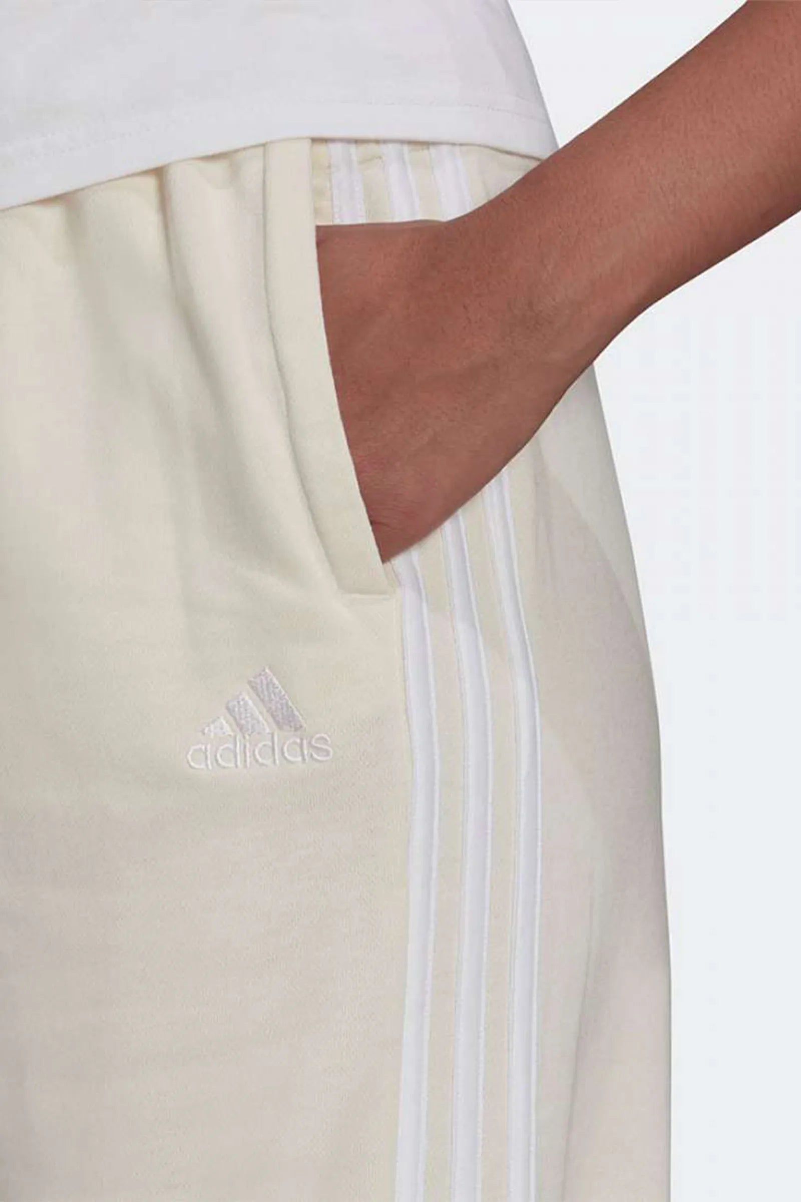 TRENERKA  Adidas Essentials Studio Lounge 3-Stripes Pants