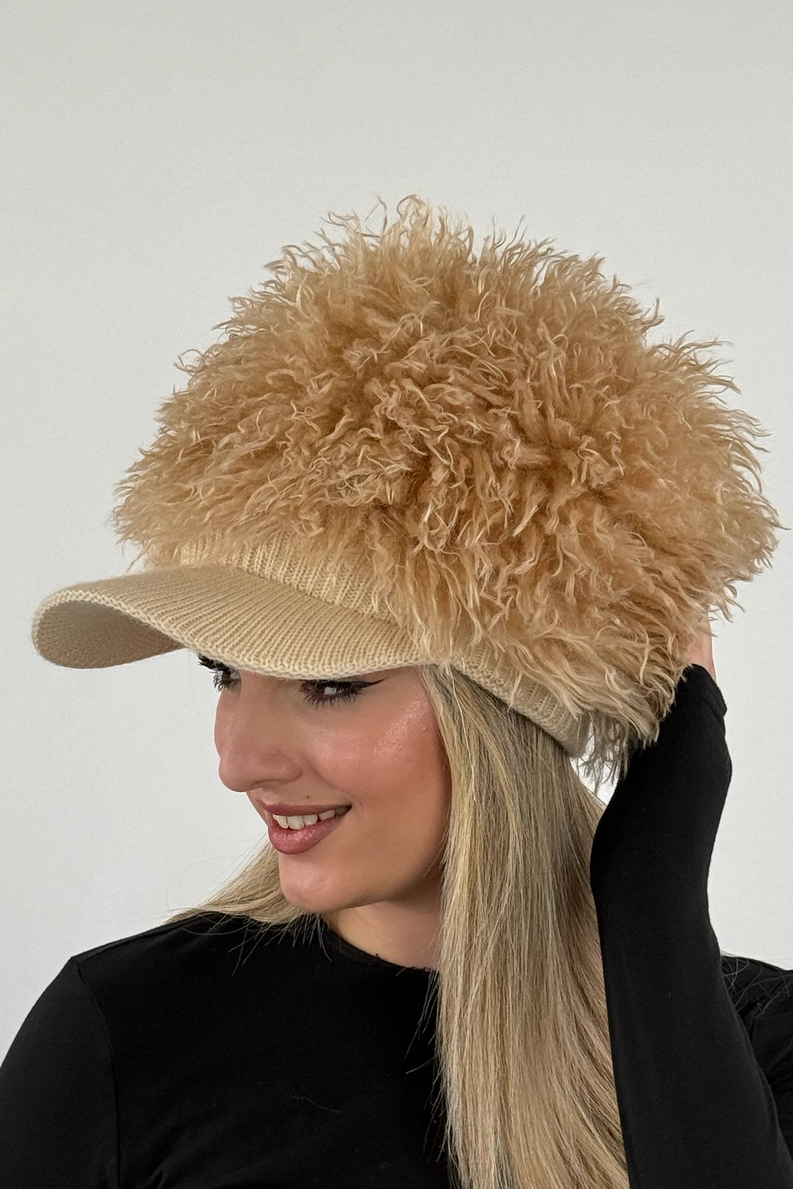 Kapuq hat with fur