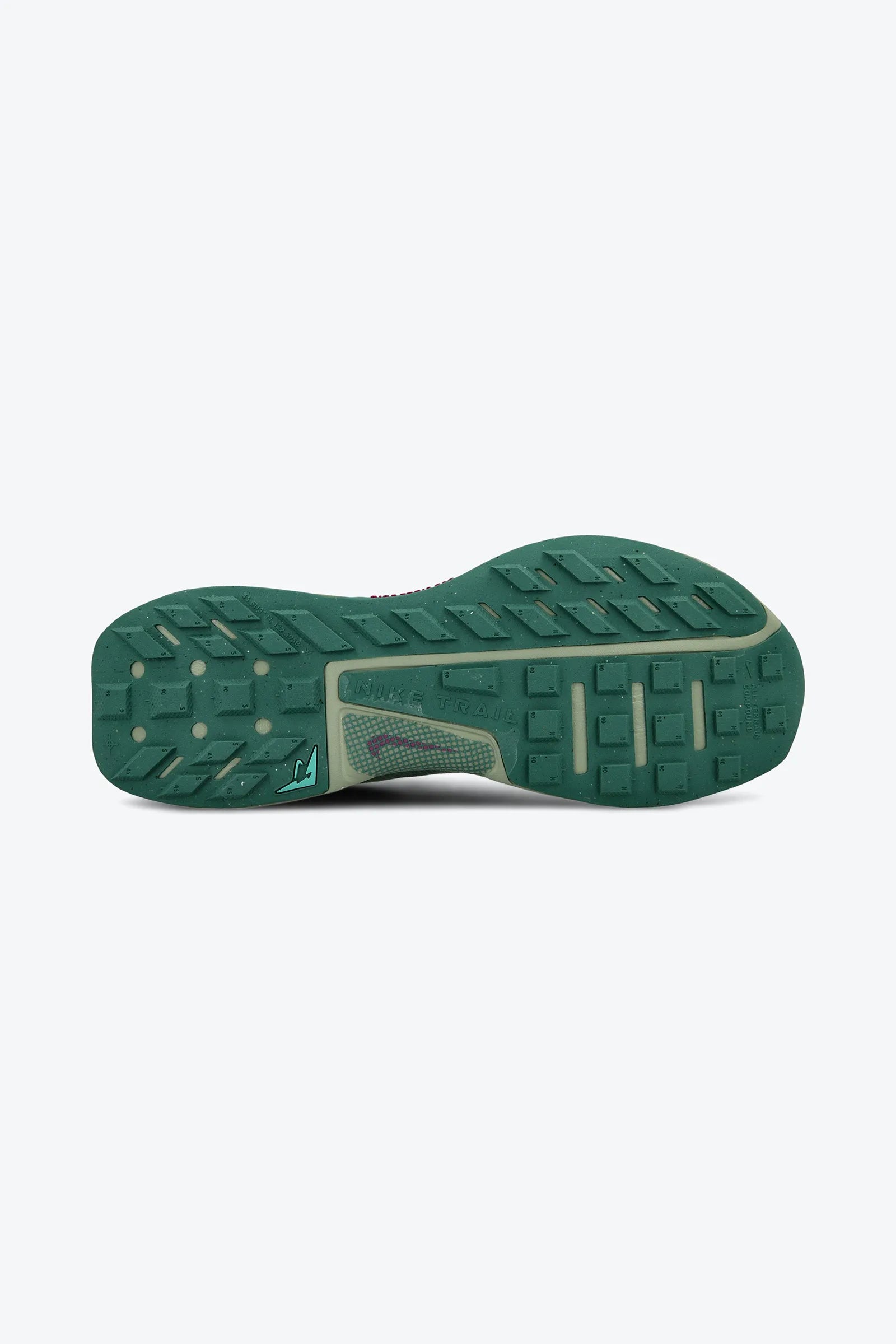 Nike Juniper Trail 3  FQ0904-300