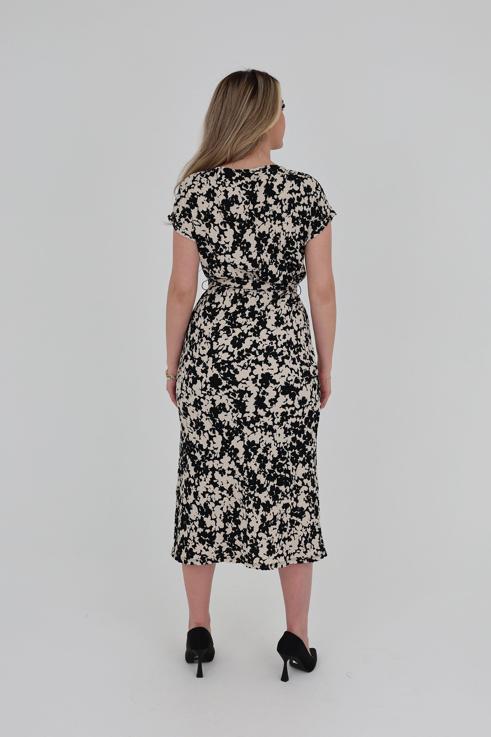 Fustan floral belted