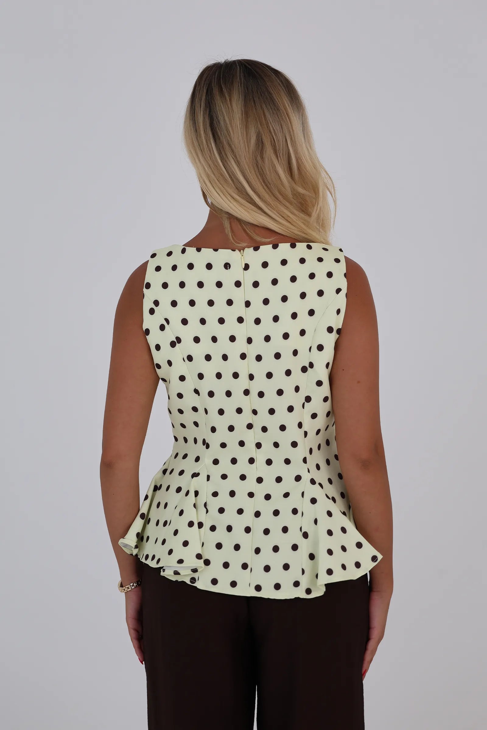Maice yellow polka