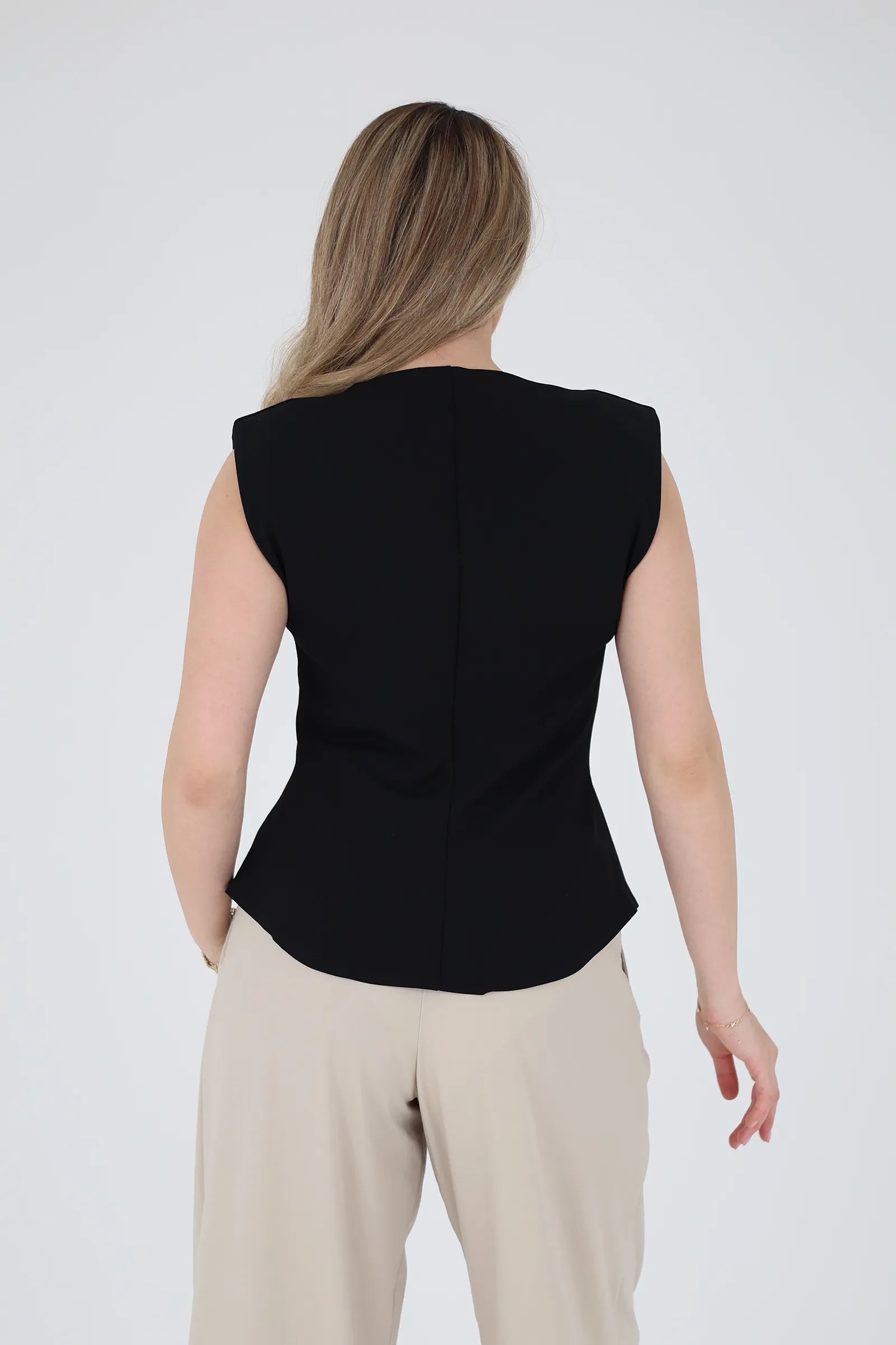 Maice padded shoulder