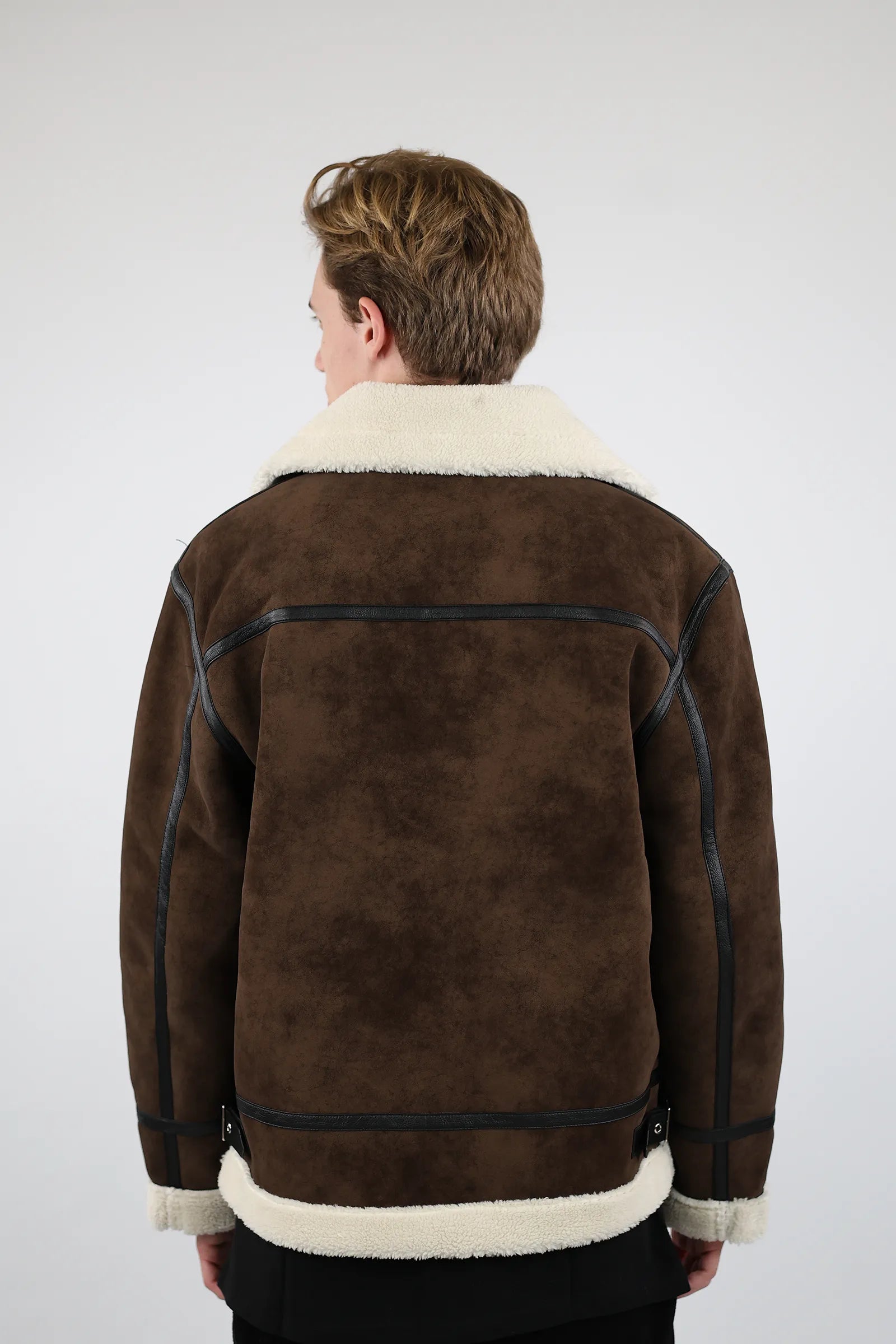 JAKNE SHEARLING