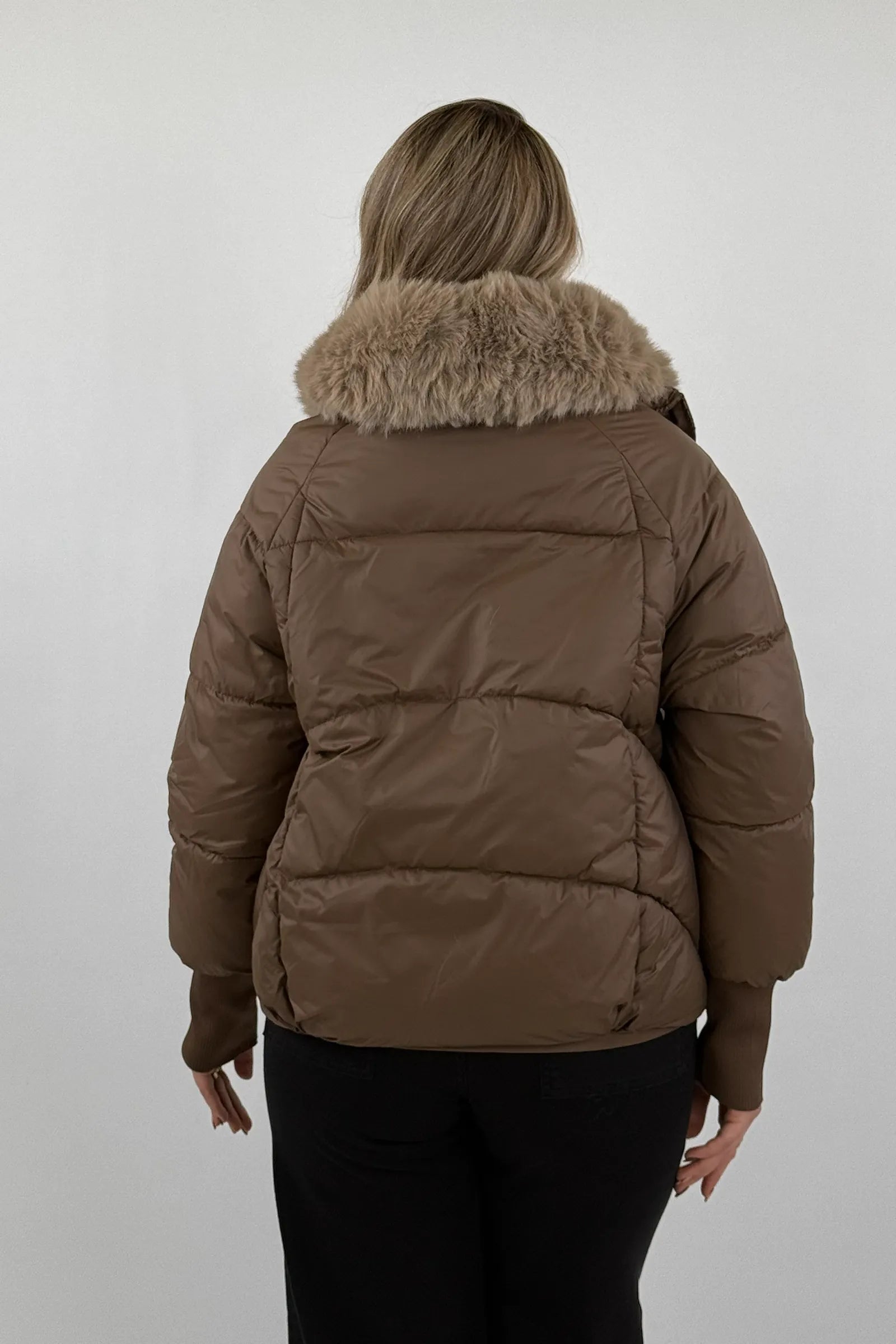 JAKNE  Cropped Belted Puffer