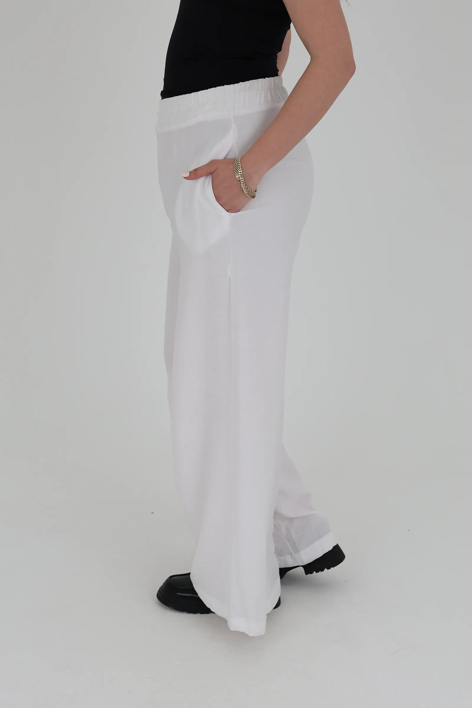 Shallvare wide leg