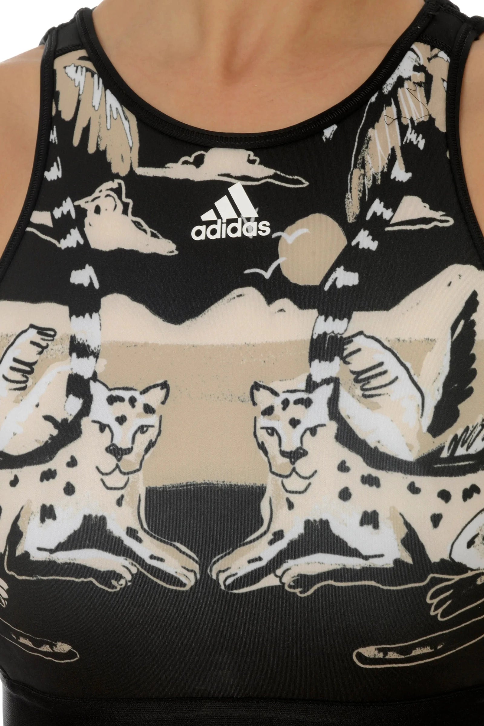 SUTJENA FITNESI  adidas Farm Sports Bra