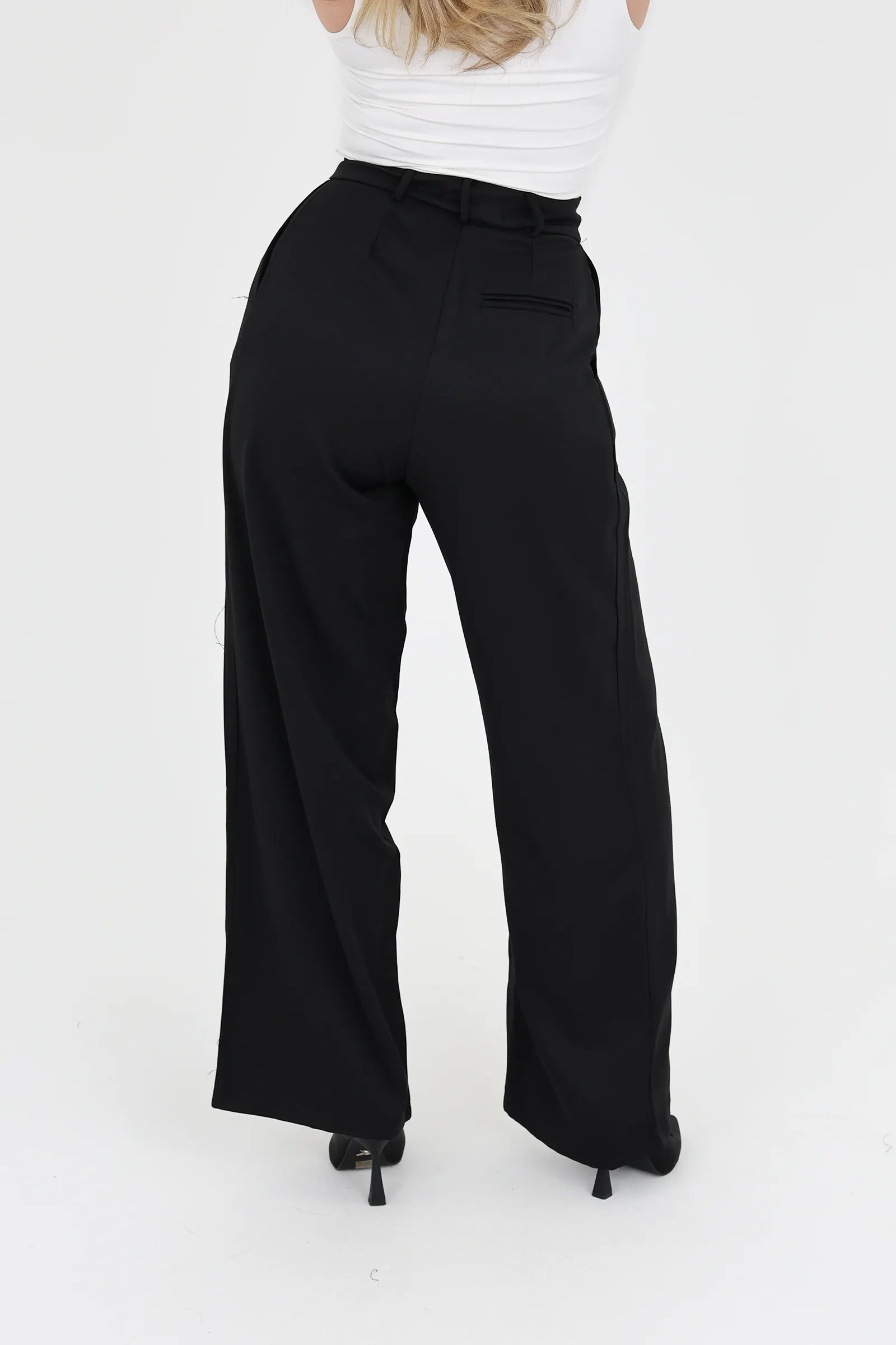 Pantallona button high waisted