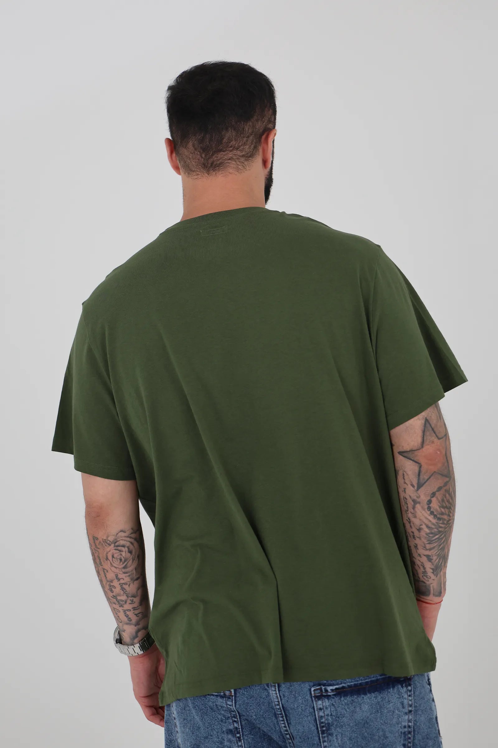 Maice under shirt