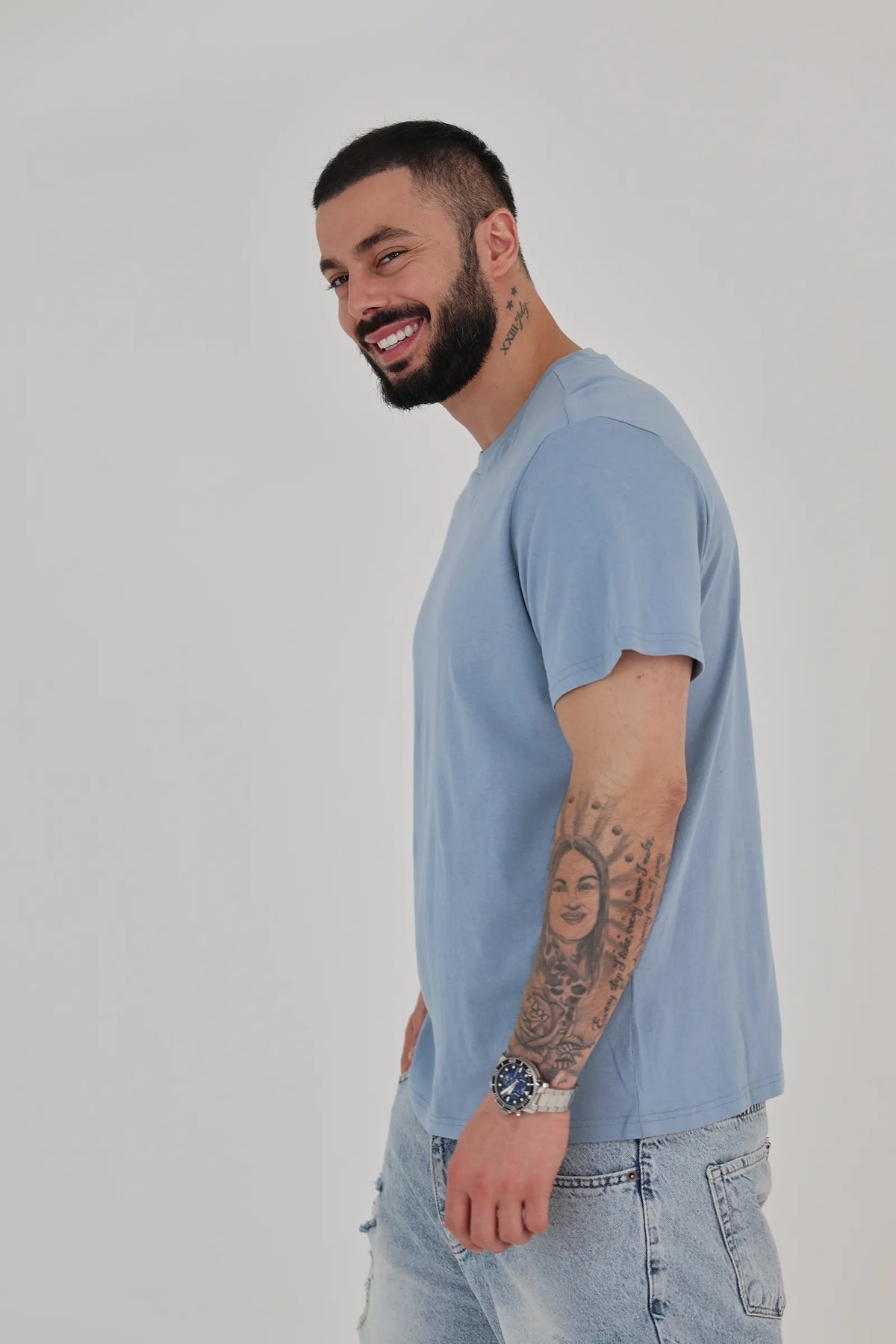 Maice under shirt