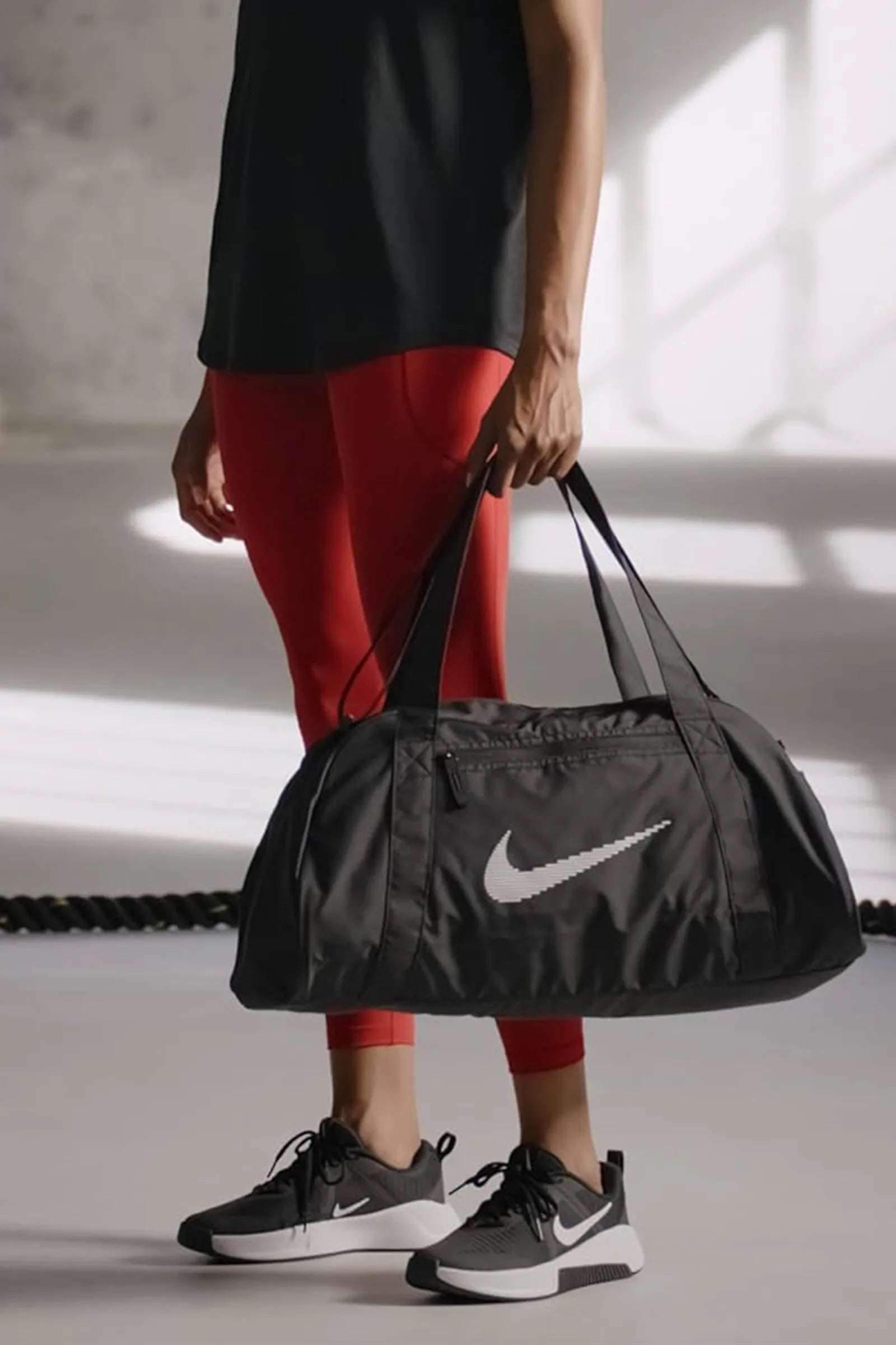 ÇANTË NIKE GYM CLUB DUFFEL BAG BLACK 24L
