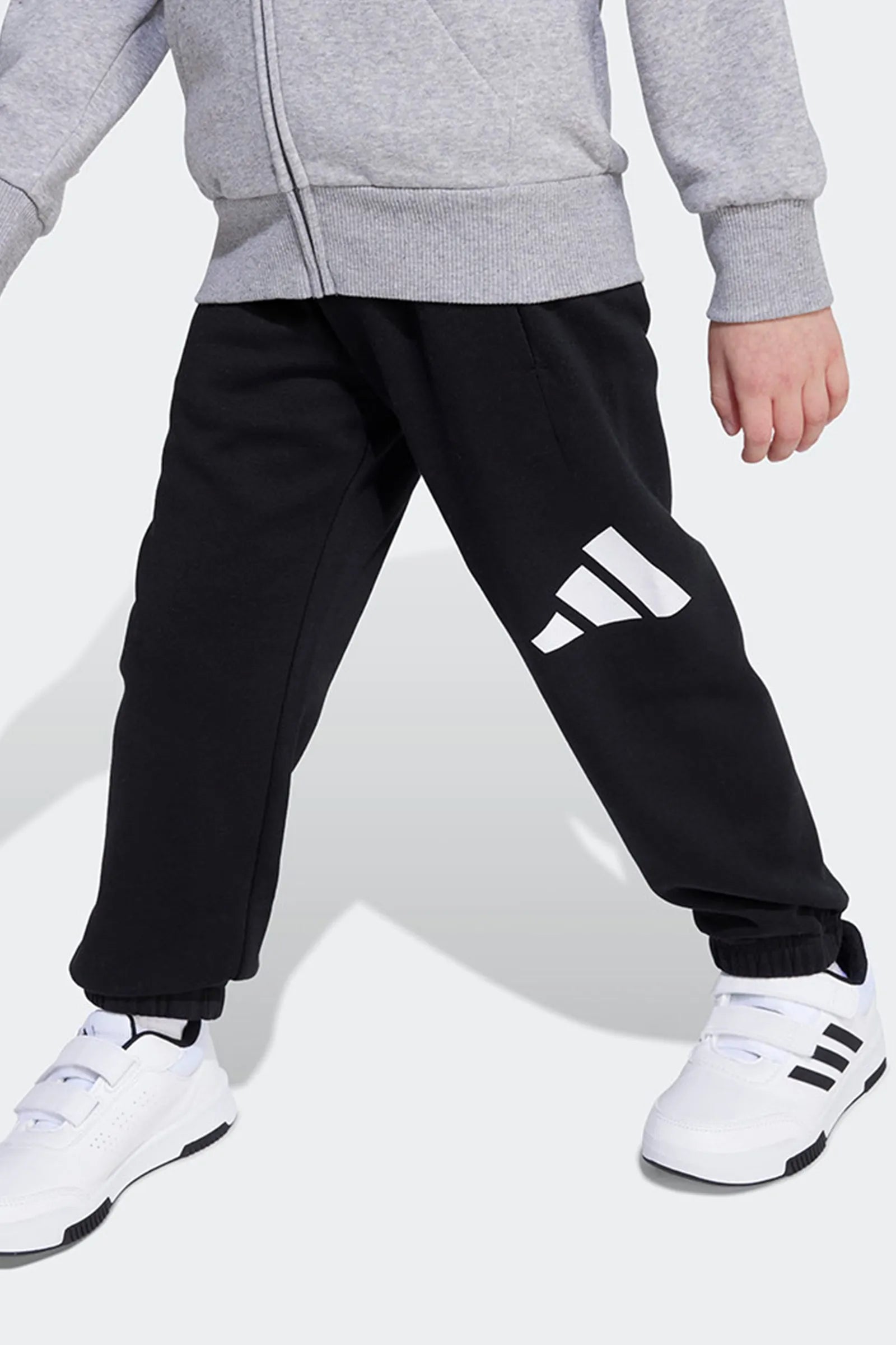 SET Adidas Sportswear JM0880