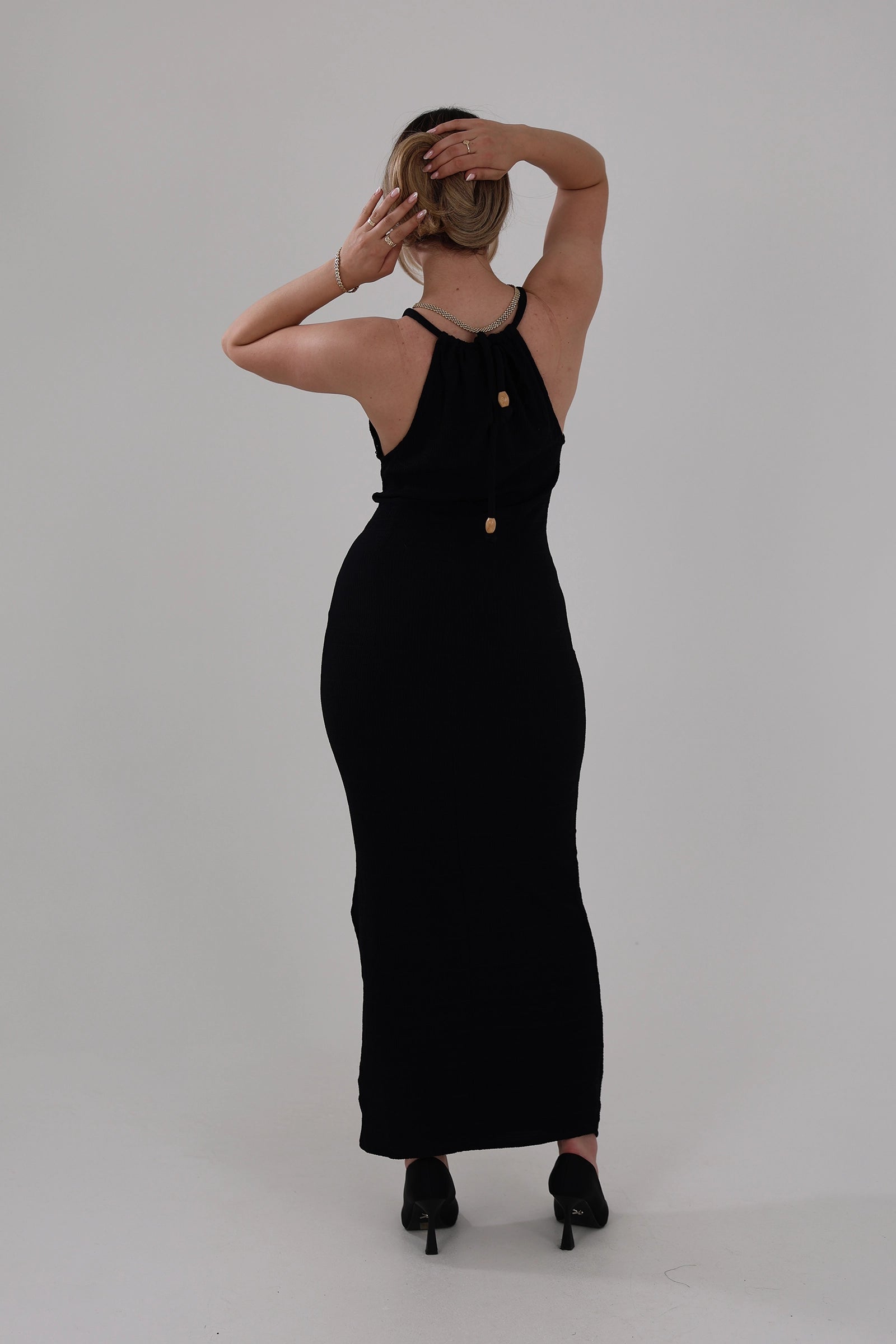 Fustan cutout evening