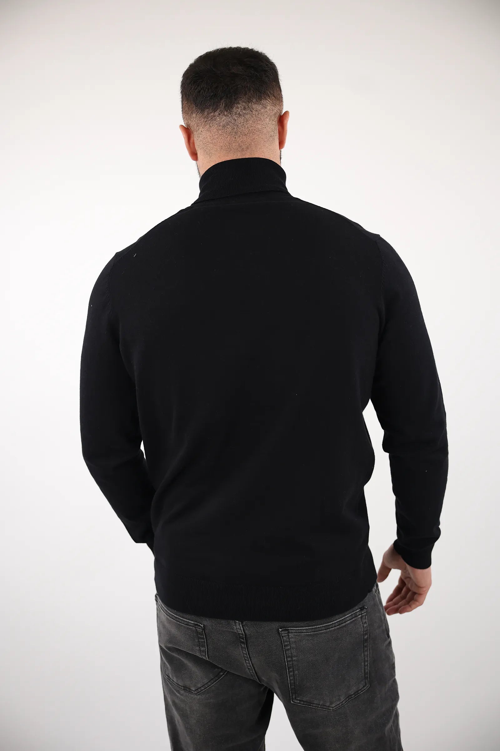RROLLKË Polo Neck Sweater
