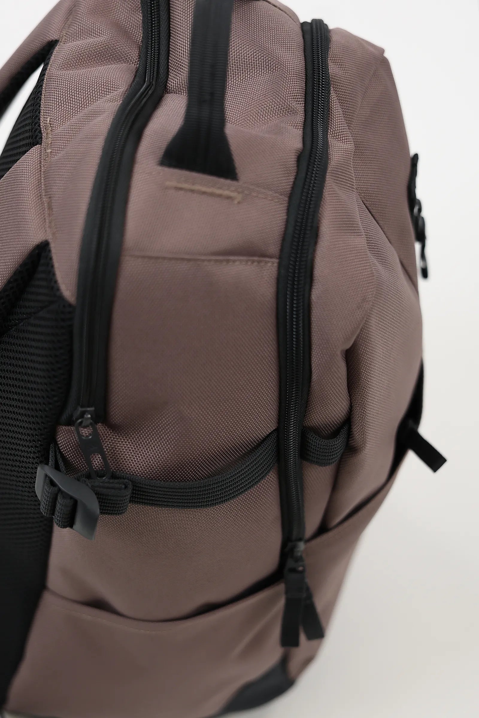 ÇANTË ADIDAS UTILITY BACKPACK 3D SHAPE