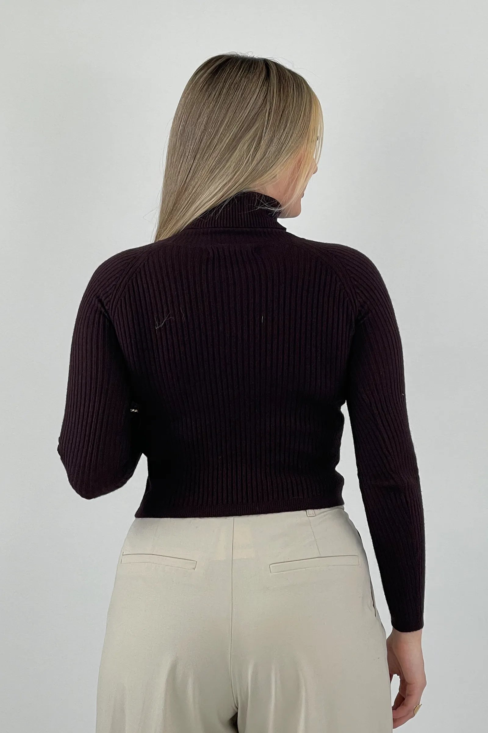 Rrollke fitted rib-knit