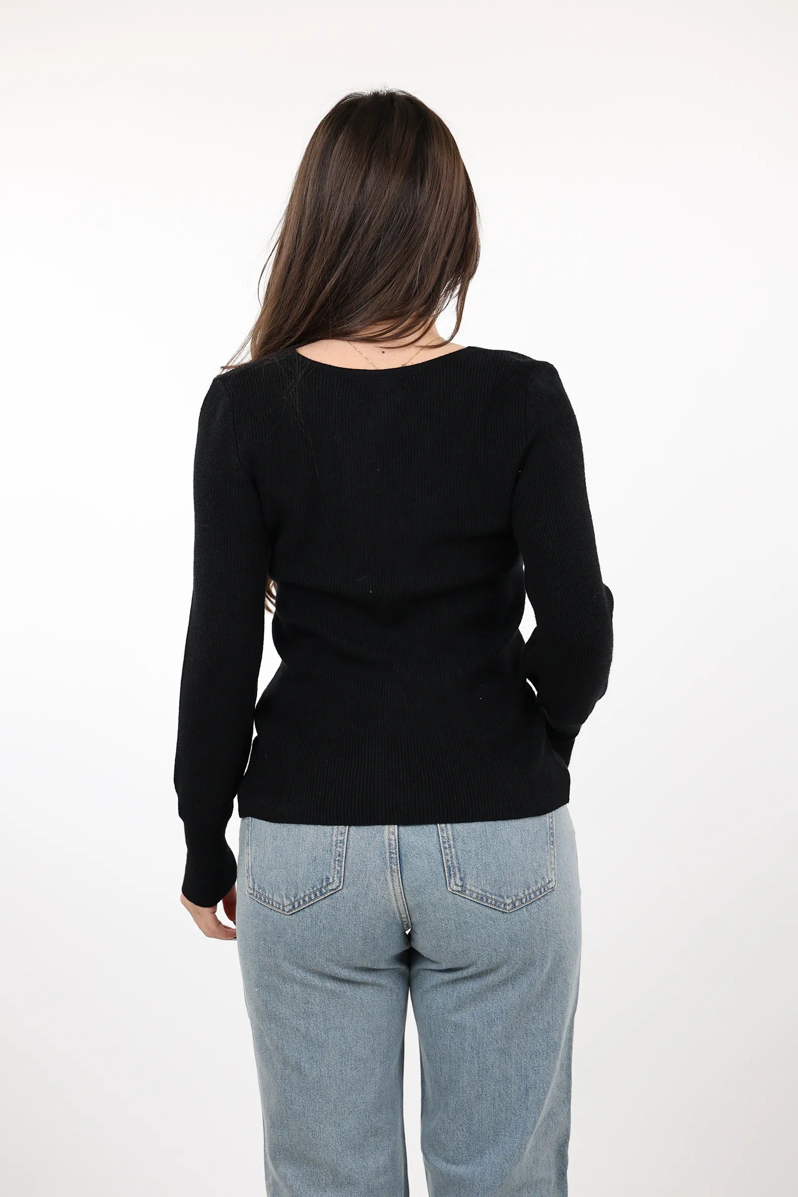 Xhemper chuba v-neck