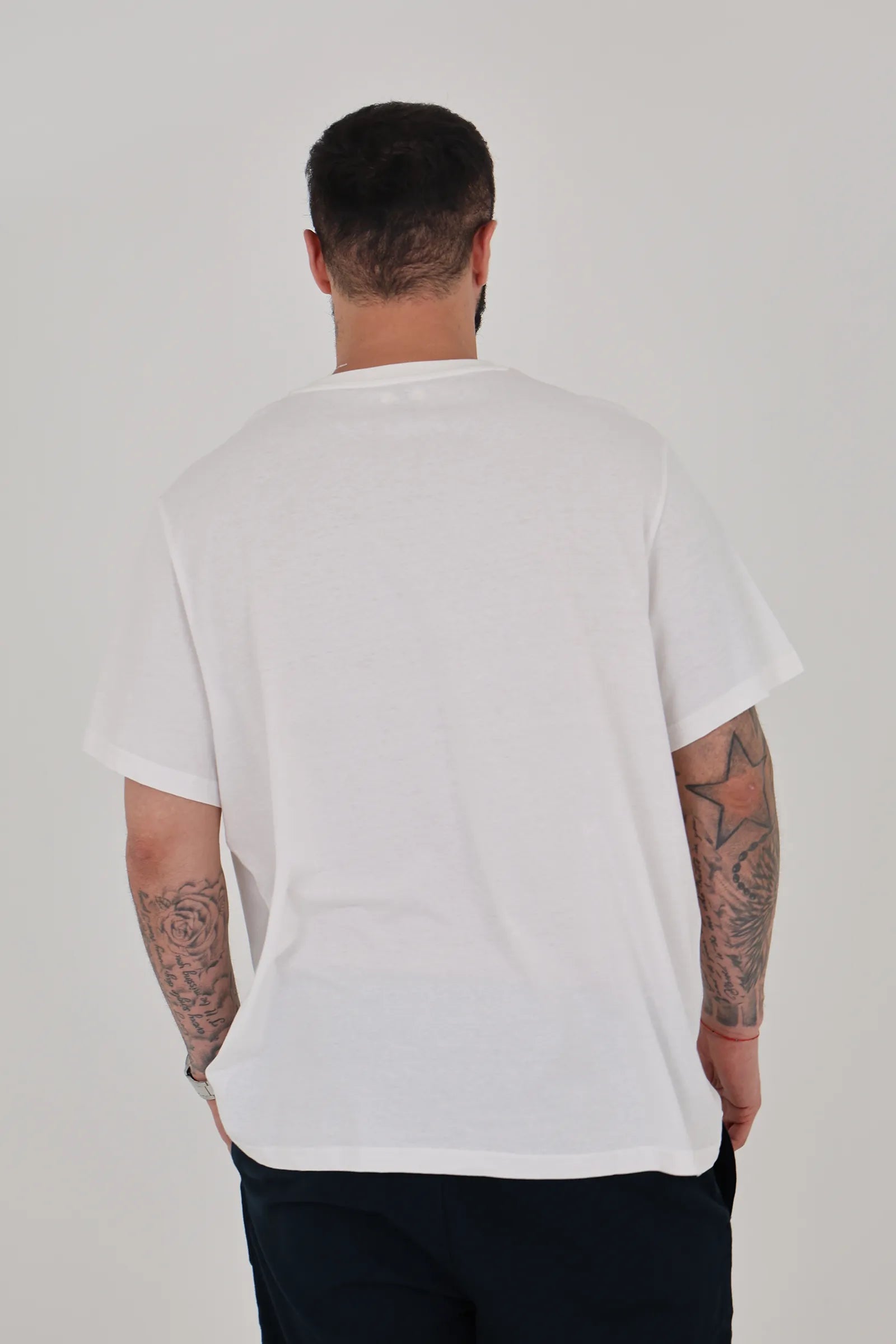 Maice under shirt