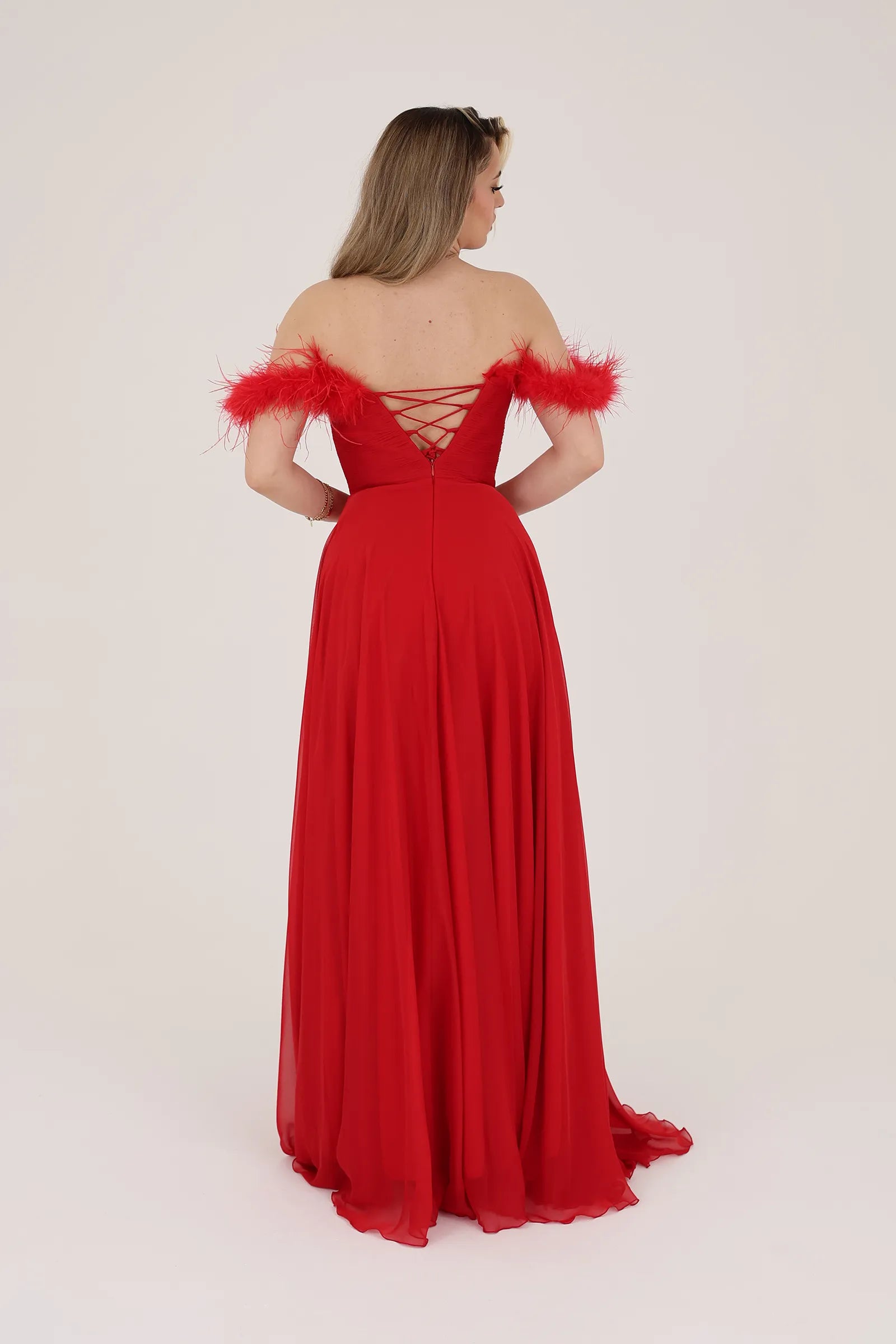 Fustan evening gown