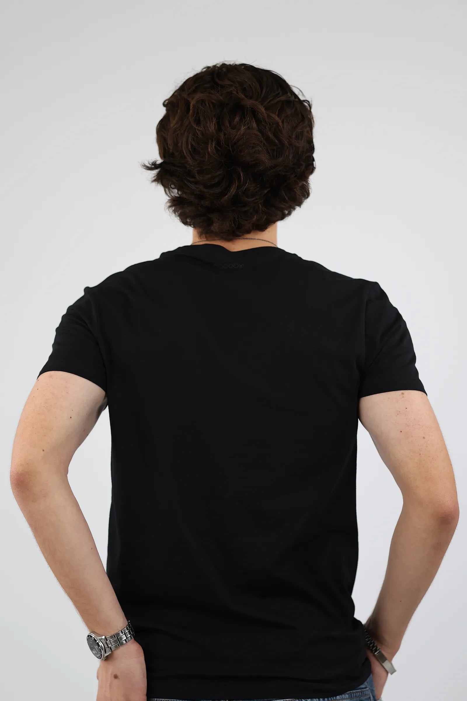 MAICË MINIMALIST
